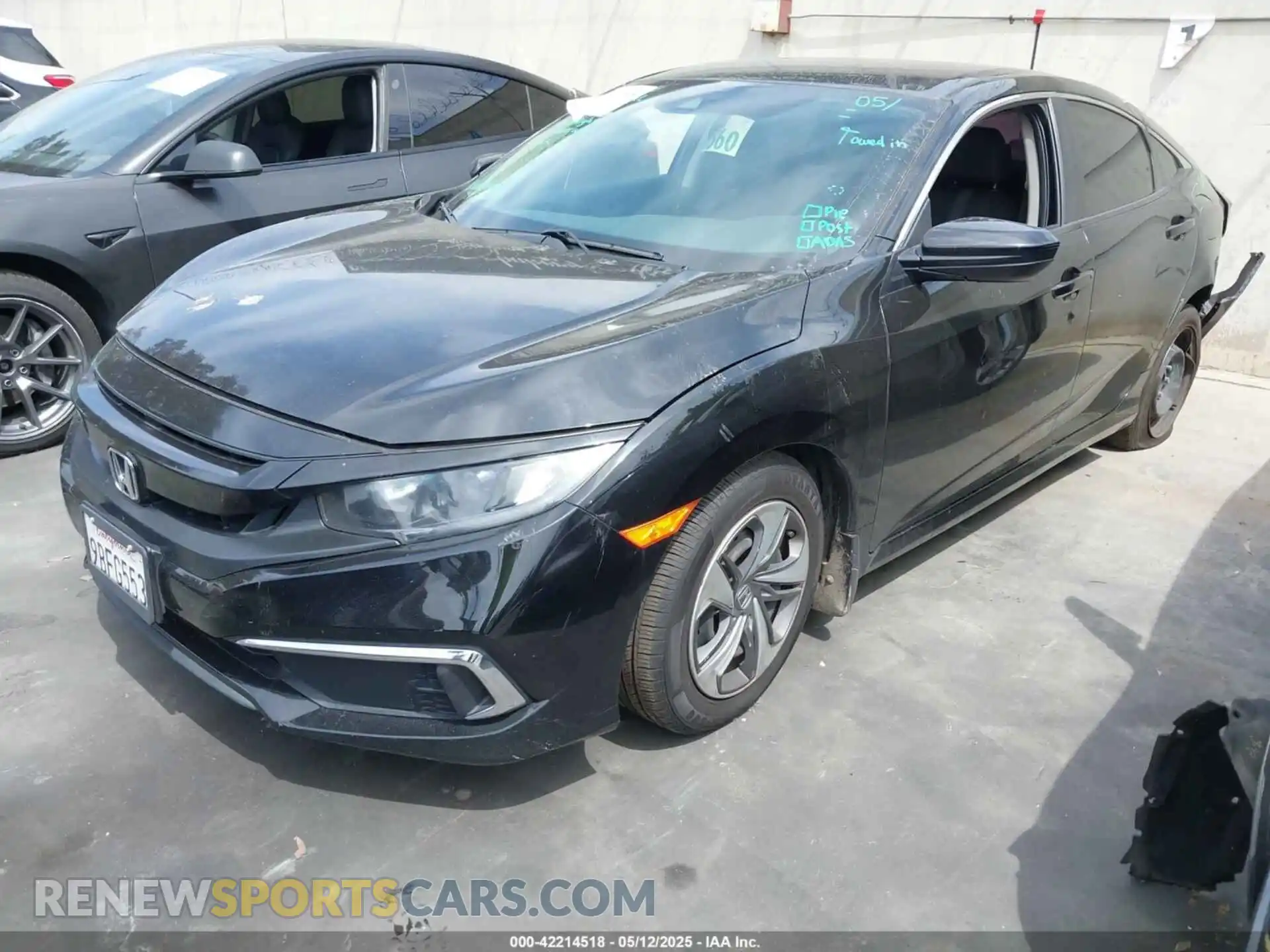2 Photograph of a damaged car 2HGFC2F66LH584902 HONDA CIVIC 2020