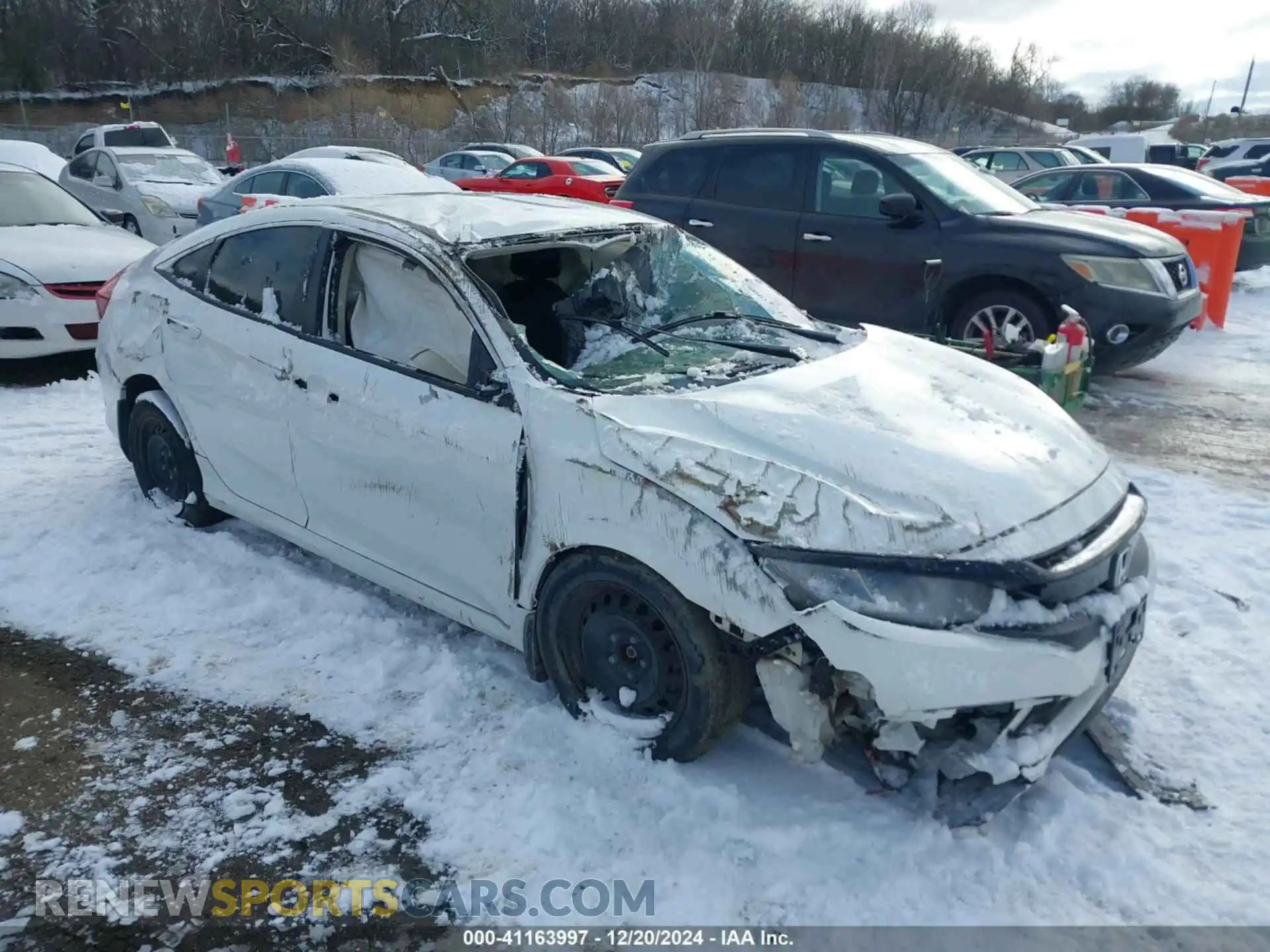 1 Photograph of a damaged car 2HGFC2F68LH529481 HONDA CIVIC 2020