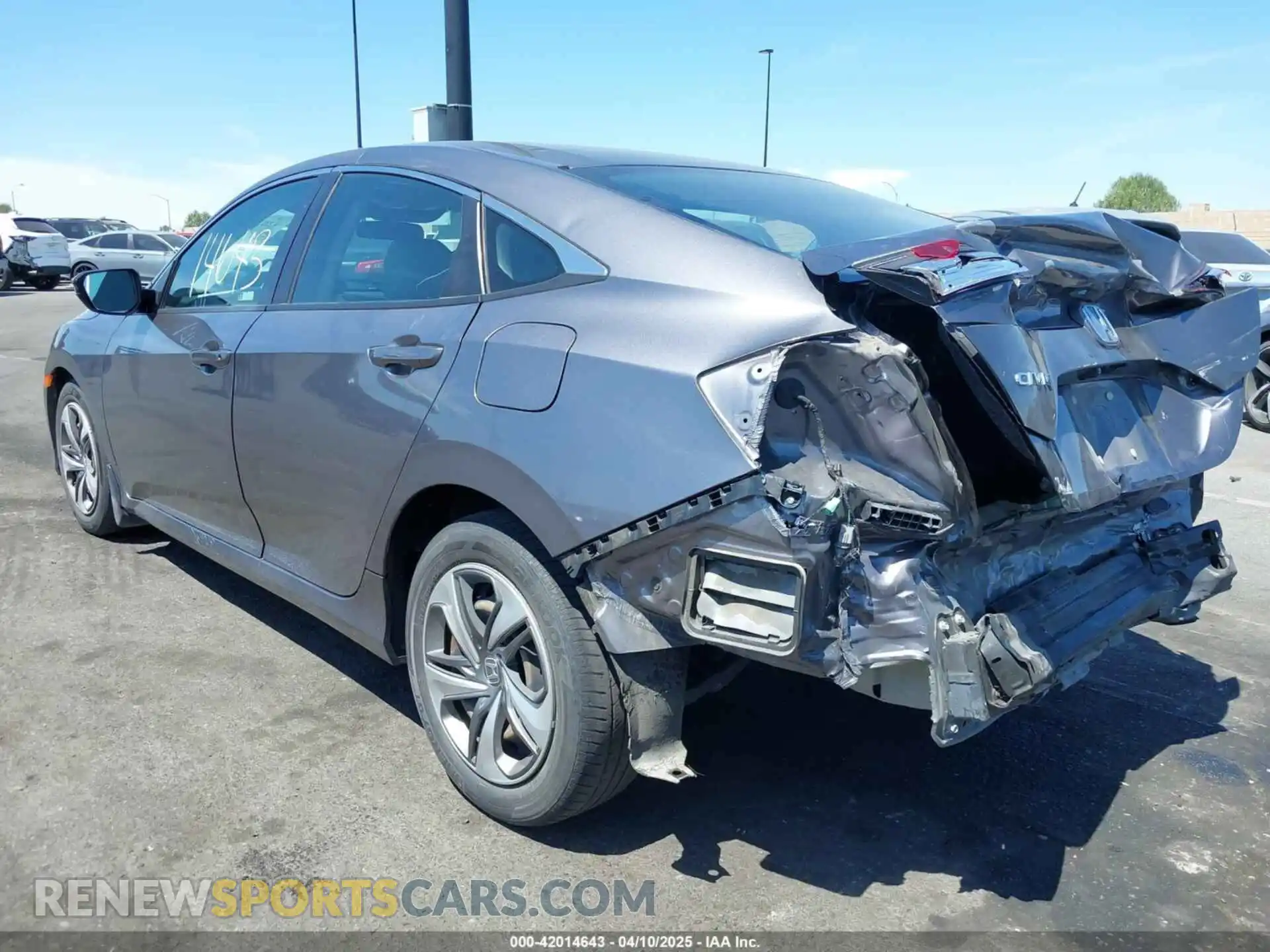 3 fotografías del automóvil dañado 2HGFC2F68LH529688 HONDA CIVIC 2020
