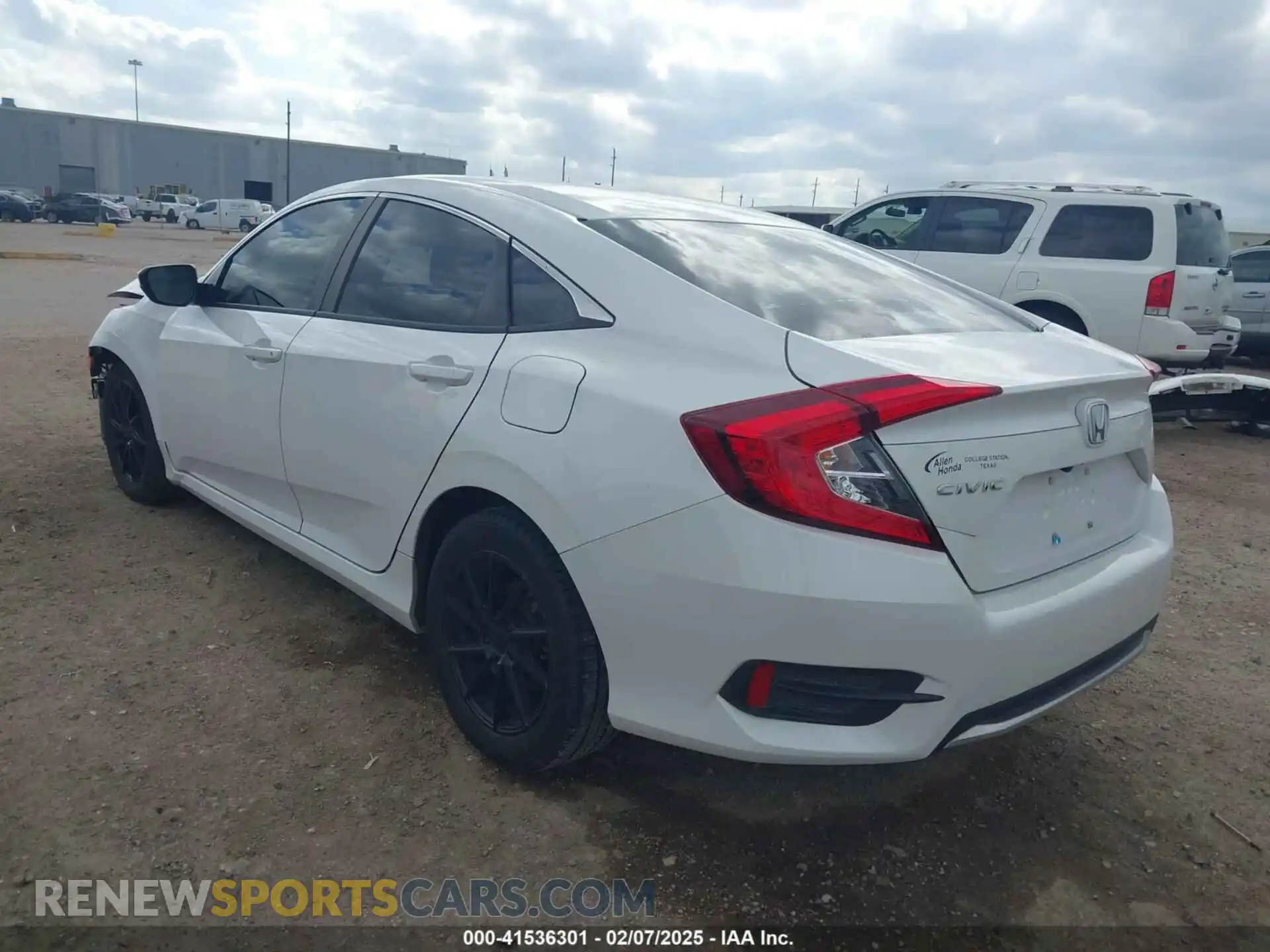 3 Photograph of a damaged car 2HGFC2F68LH556048 HONDA CIVIC 2020