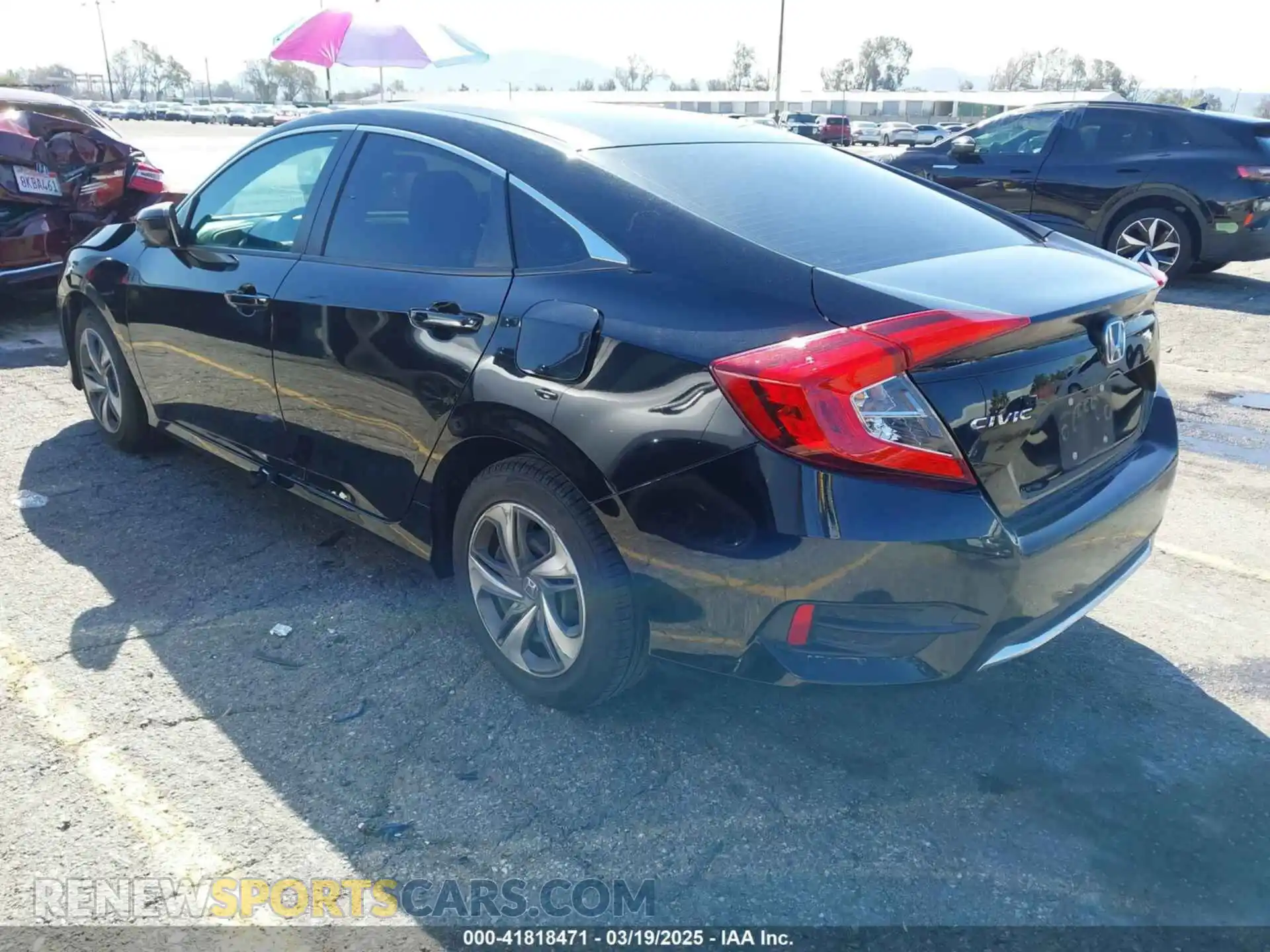 3 Photograph of a damaged car 2HGFC2F68LH587221 HONDA CIVIC 2020