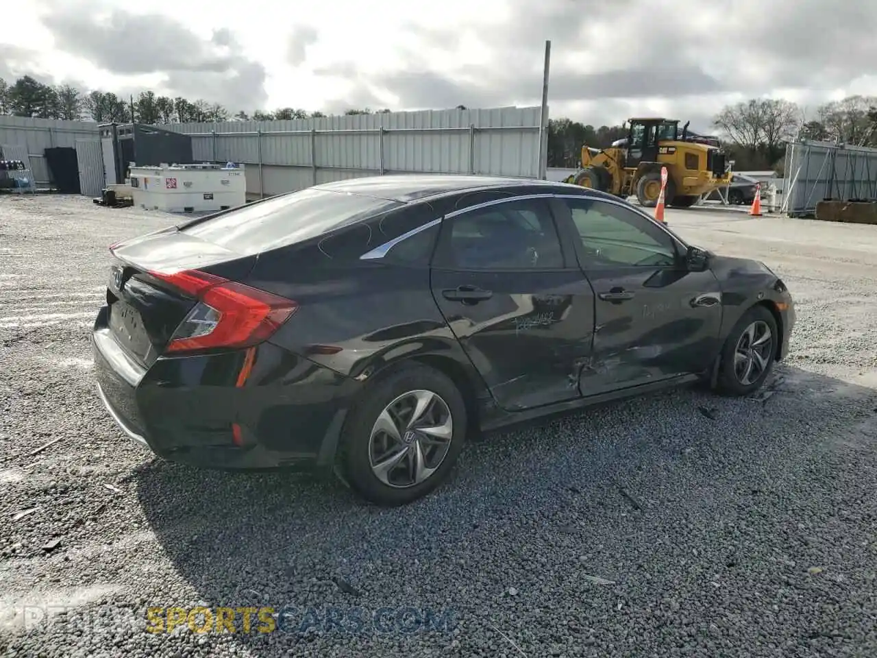 3 Photograph of a damaged car 2HGFC2F69LH586028 HONDA CIVIC 2020