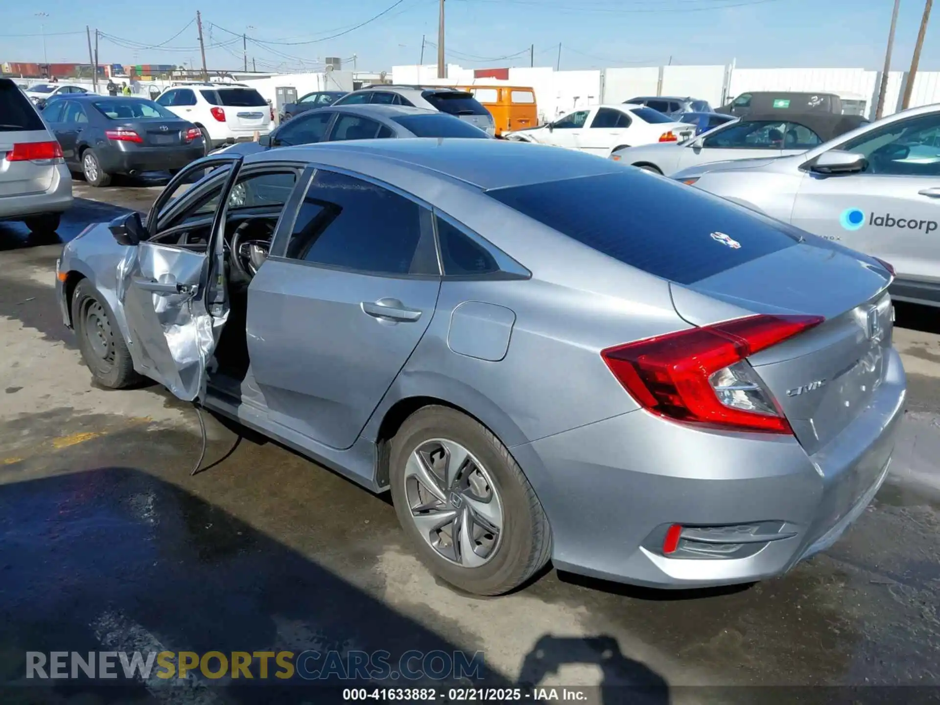 3 Photograph of a damaged car 2HGFC2F6XLH533726 HONDA CIVIC 2020