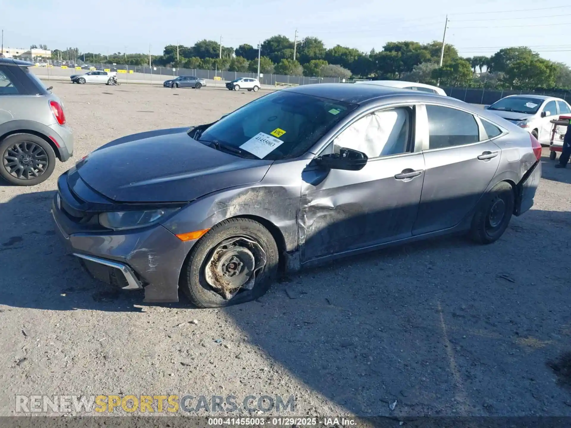 2 Photograph of a damaged car 2HGFC2F6XLH556892 HONDA CIVIC 2020