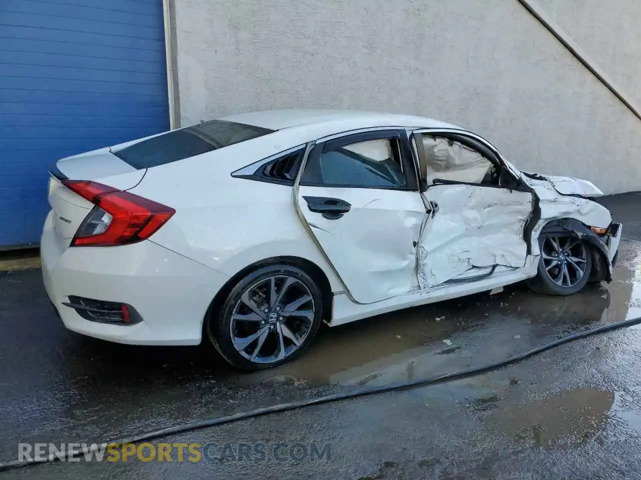 3 Photograph of a damaged car 2HGFC2F81LH578717 HONDA CIVIC 2020