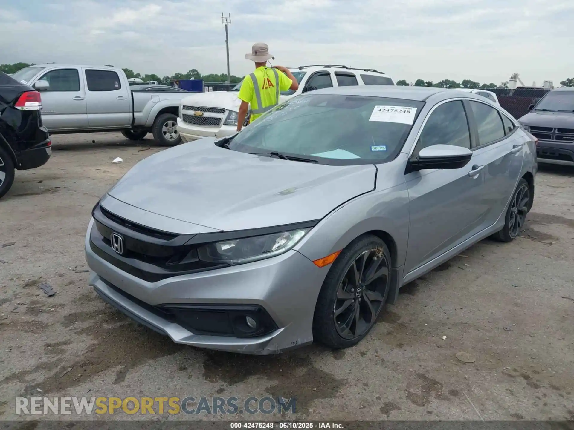 2 Photograph of a damaged car 2HGFC2F81LH584985 HONDA CIVIC 2020