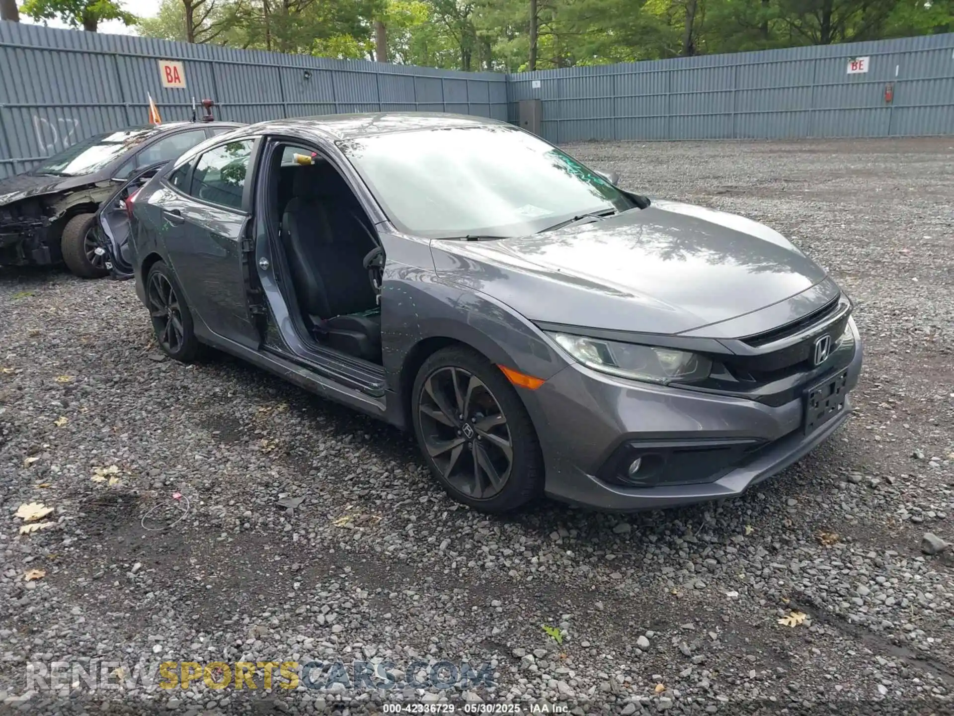 1 Photograph of a damaged car 2HGFC2F83LH581635 HONDA CIVIC 2020