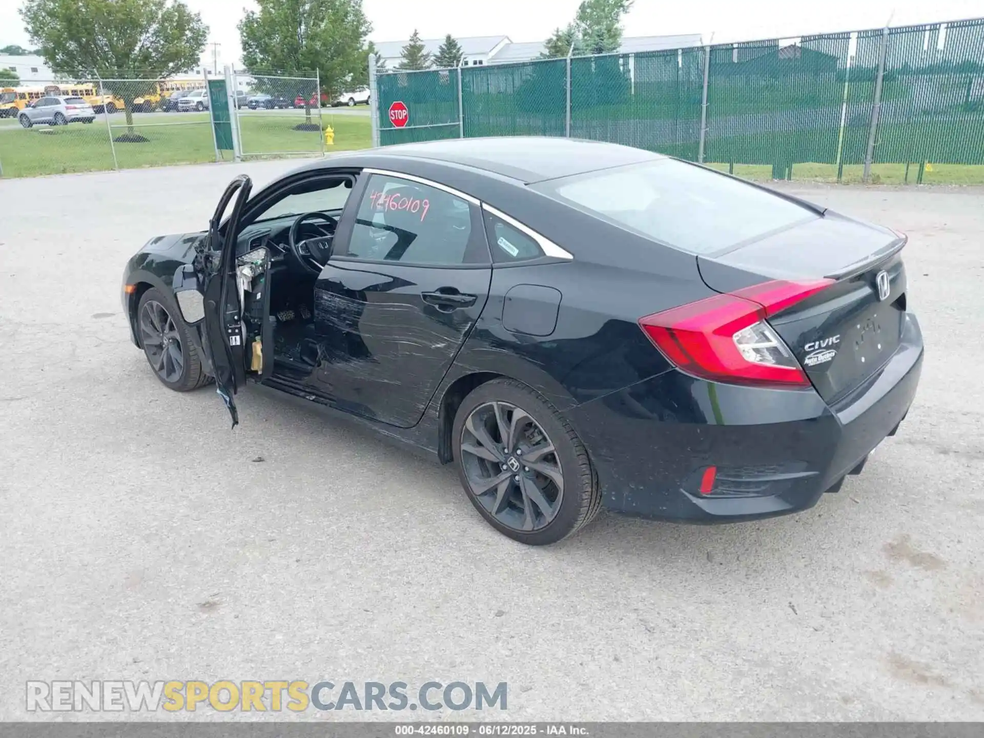 3 fotografías del automóvil dañado 2HGFC2F86LH565235 HONDA CIVIC 2020