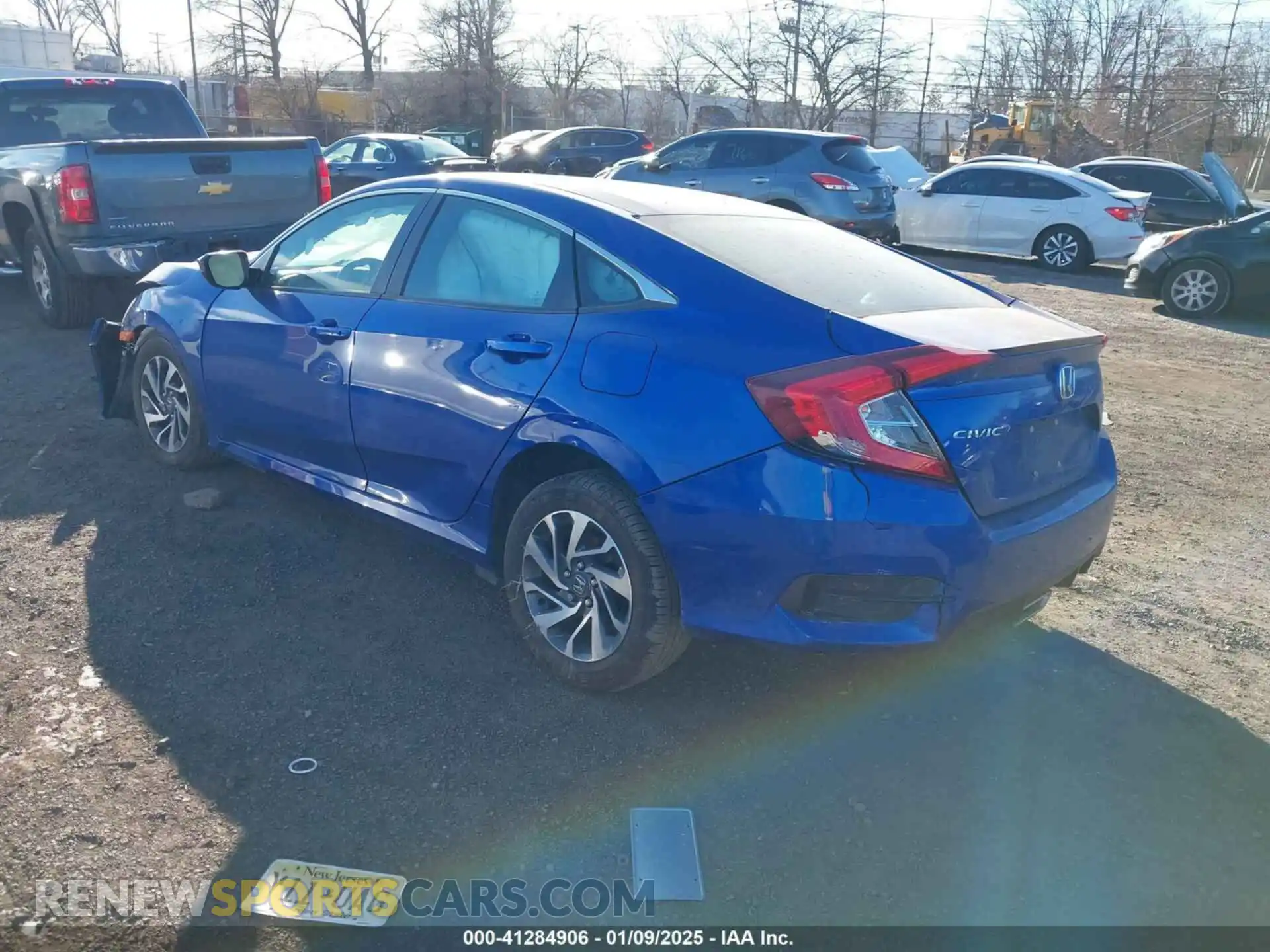 3 Фотография поврежденного автомобиля 2HGFC2F89LH543147 HONDA CIVIC 2020