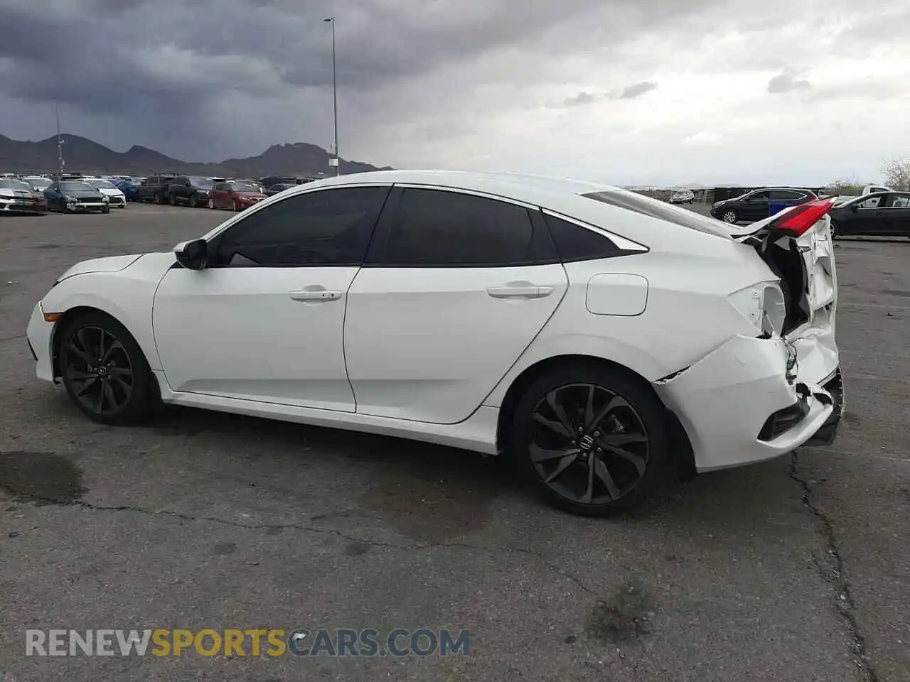 2 Photograph of a damaged car 2HGFC2F8XLH578845 HONDA CIVIC 2020