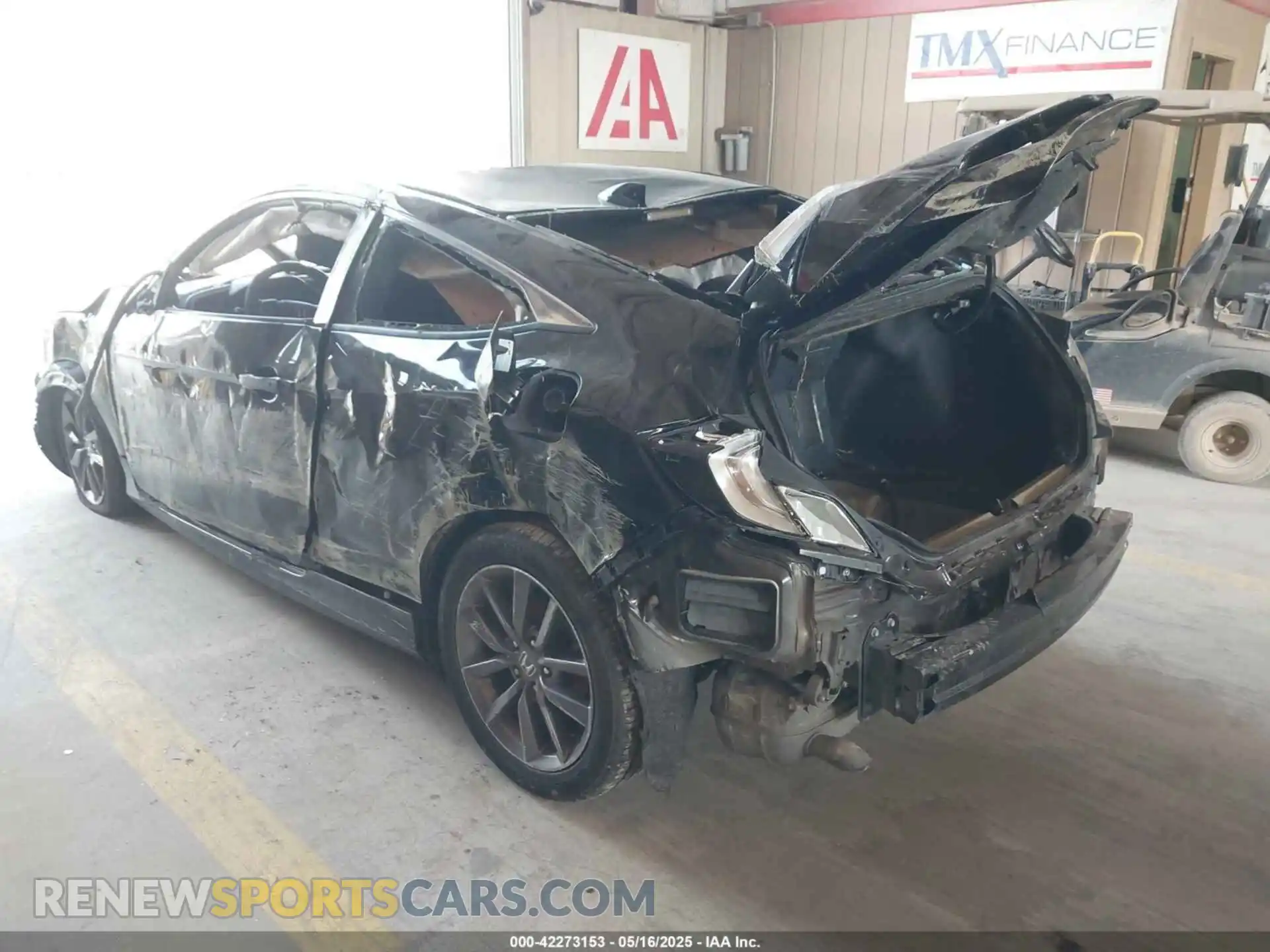 3 Photograph of a damaged car 2HGFC3B33LH352176 HONDA CIVIC 2020