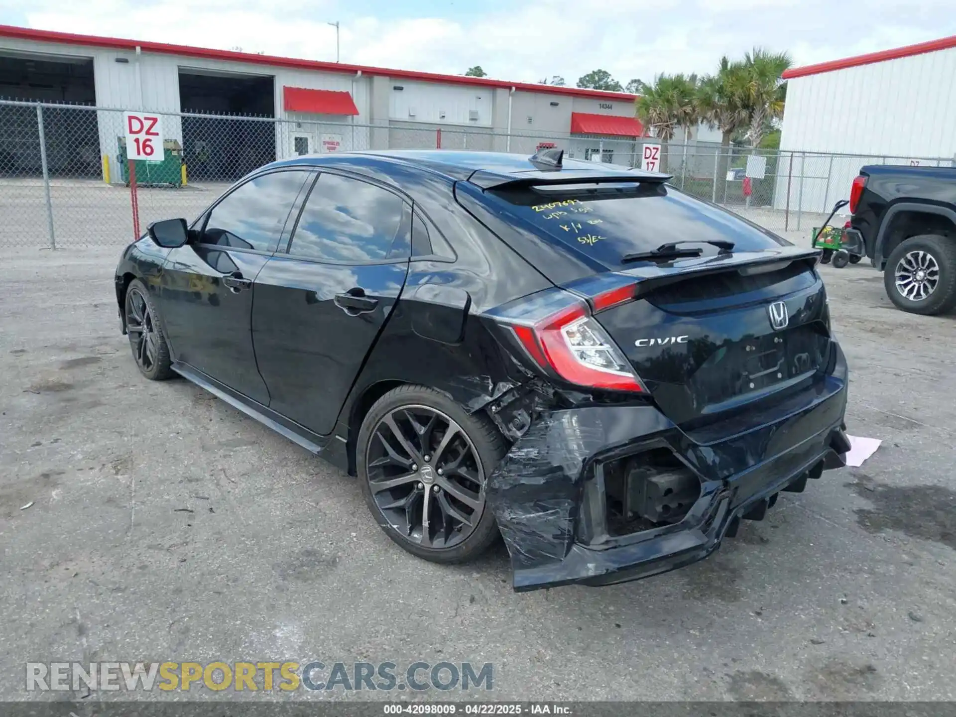 3 fotografías del automóvil dañado SHHFK7H48LU224903 HONDA CIVIC 2020