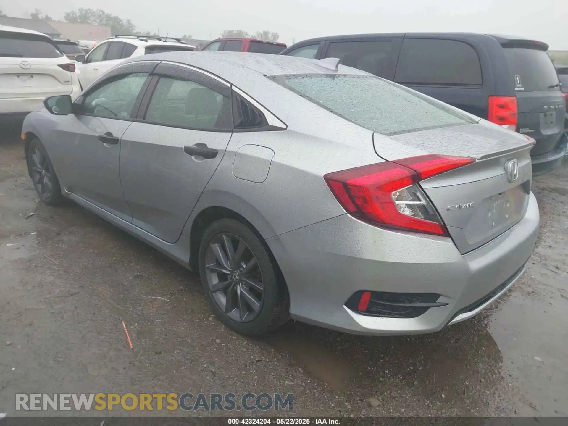3 Photograph of a damaged car 19XFC1F32ME010244 HONDA CIVIC 2021