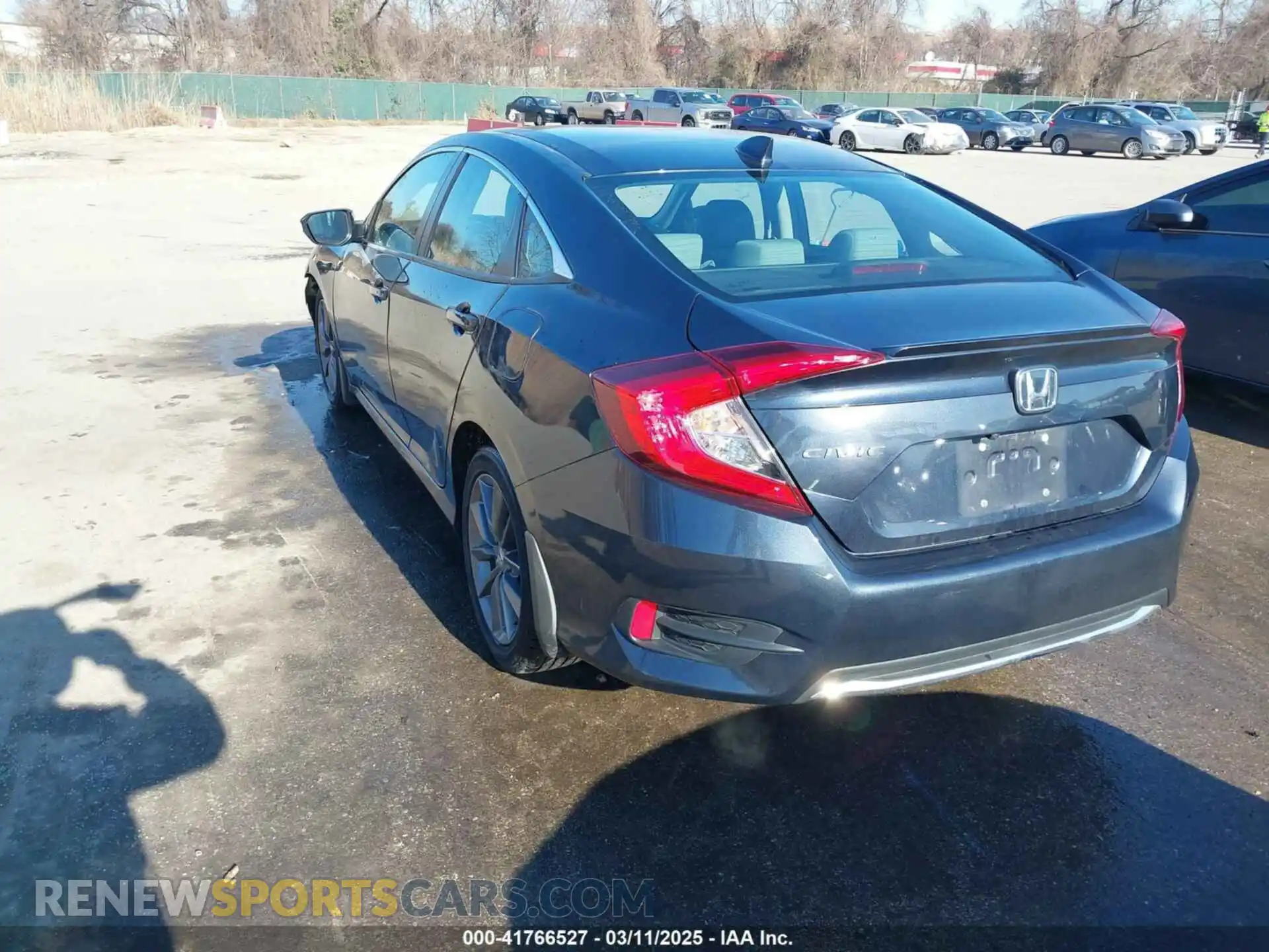 3 Photograph of a damaged car 19XFC1F33ME204118 HONDA CIVIC 2021