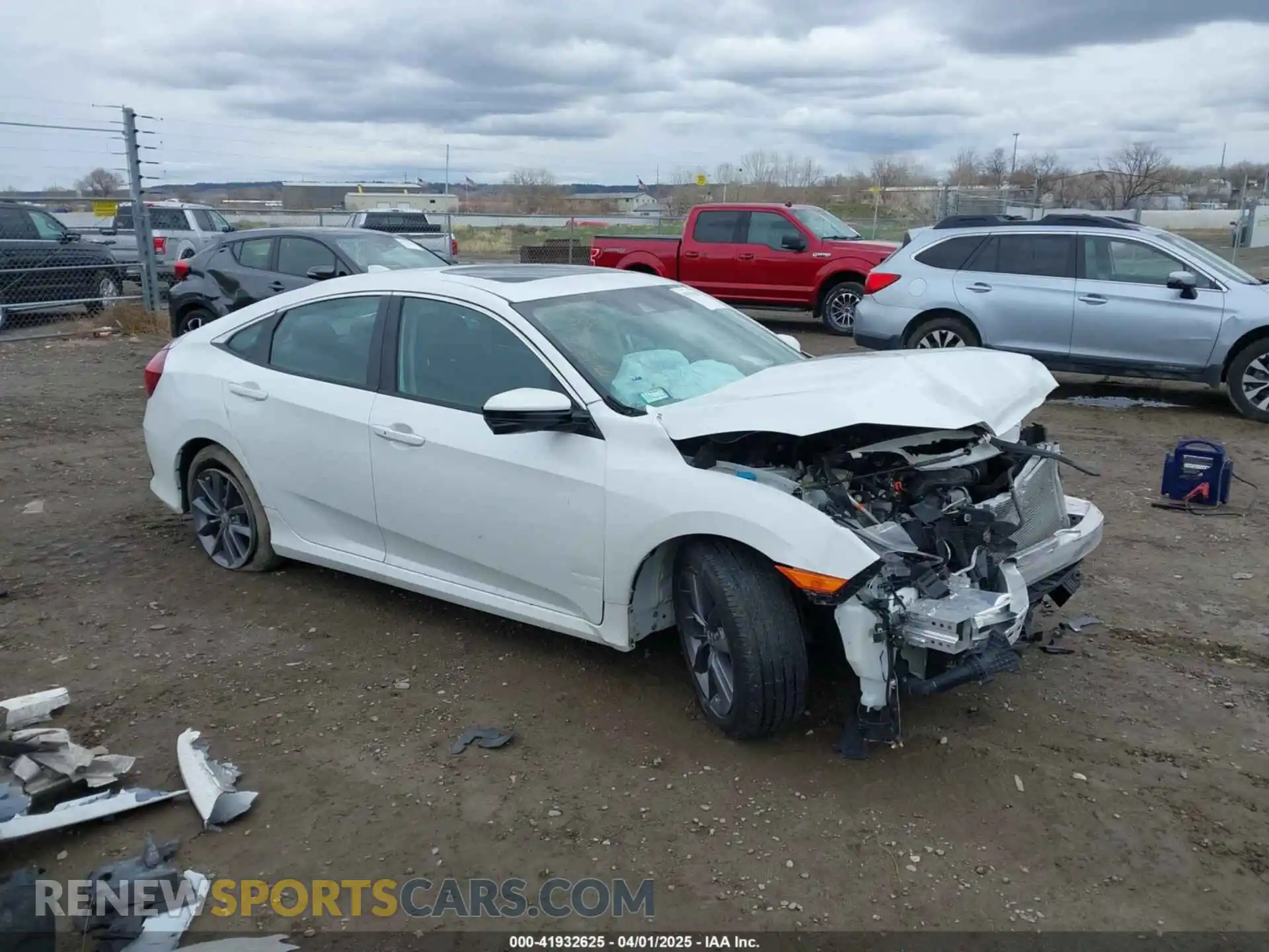 1 Photograph of a damaged car 19XFC1F7XME005554 HONDA CIVIC 2021