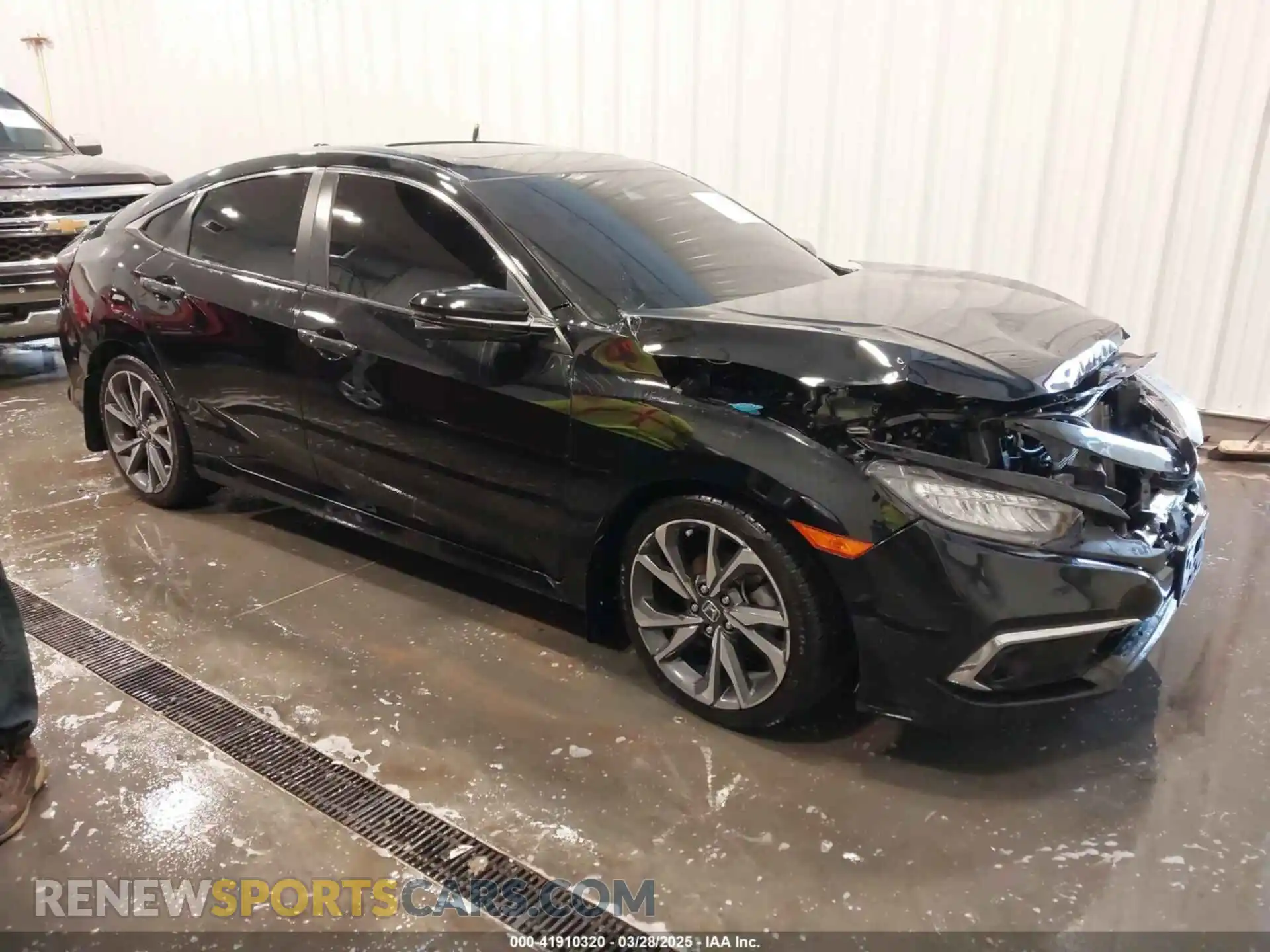 1 Photograph of a damaged car 19XFC1F96ME210323 HONDA CIVIC 2021