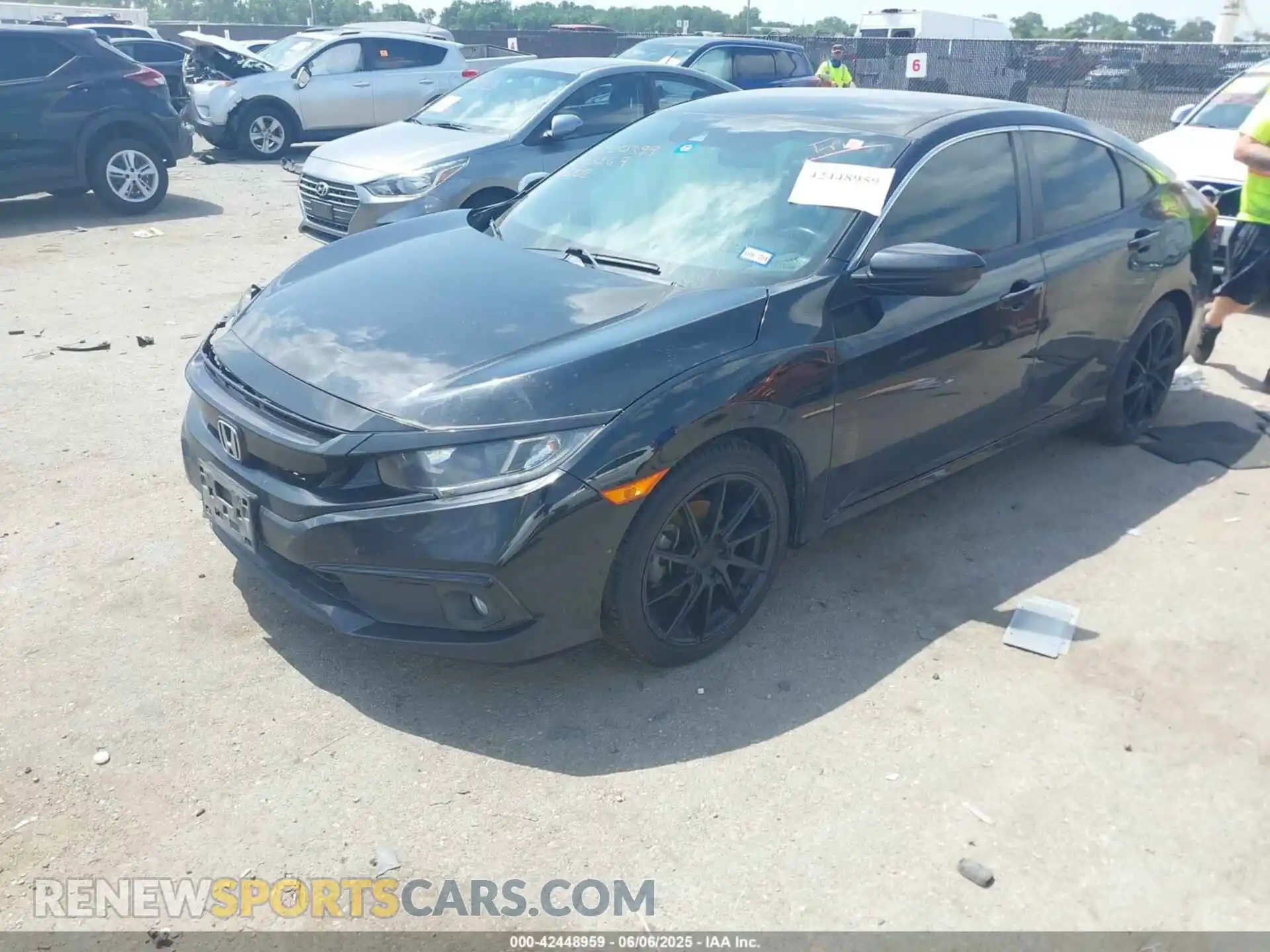2 fotografías del automóvil dañado 19XFC2F82ME203169 HONDA CIVIC 2021
