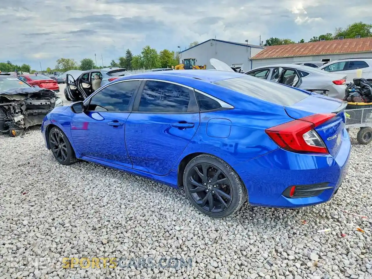 2 fotografías del automóvil dañado 19XFC2F88ME003400 HONDA CIVIC 2021