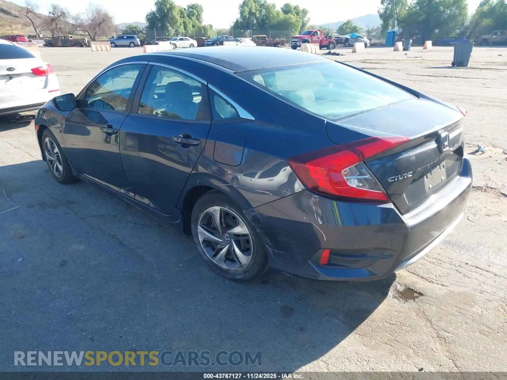 3 Photograph of a damaged car 2HGFC2F6XMH536353 HONDA CIVIC 2021