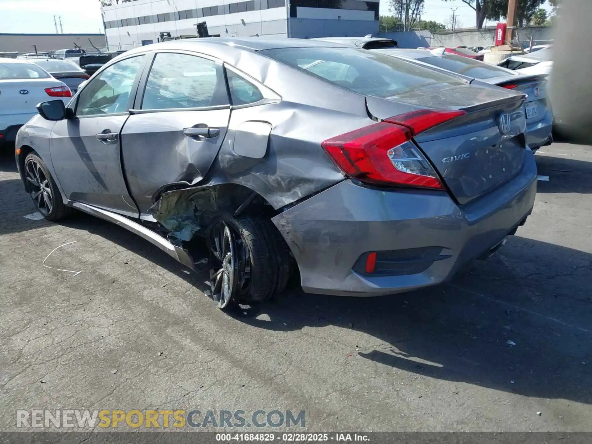 3 Photograph of a damaged car 2HGFC2F80MH514606 HONDA CIVIC 2021