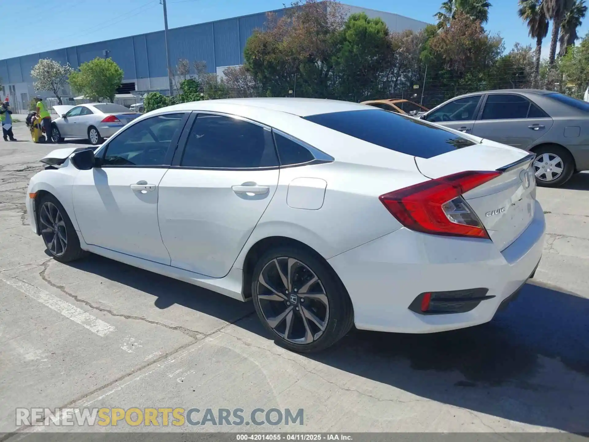 3 Photograph of a damaged car 2HGFC2F81MH530958 HONDA CIVIC 2021
