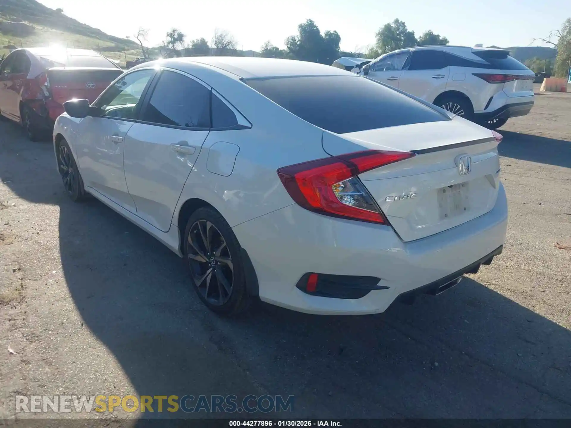 3 Photograph of a damaged car 2HGFC2F84MH513118 HONDA CIVIC 2021