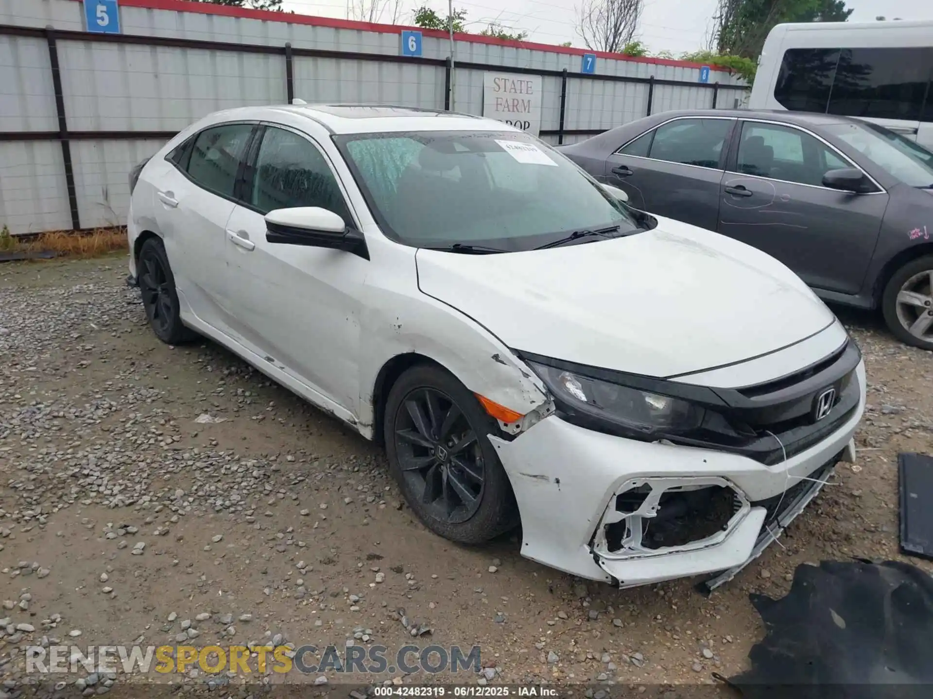 1 Photograph of a damaged car SHHFK7H67MU208596 HONDA CIVIC 2021