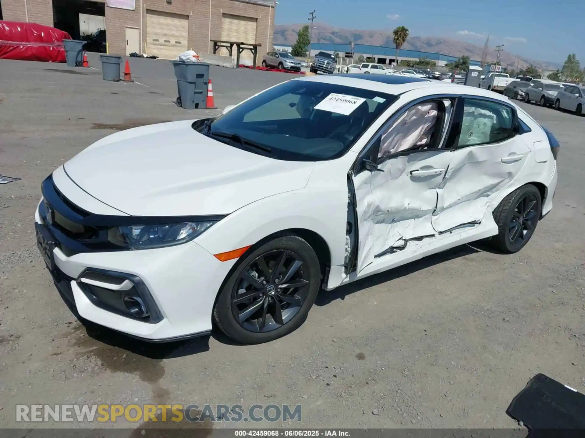 2 Photograph of a damaged car SHHFK7H68MU207361 HONDA CIVIC 2021