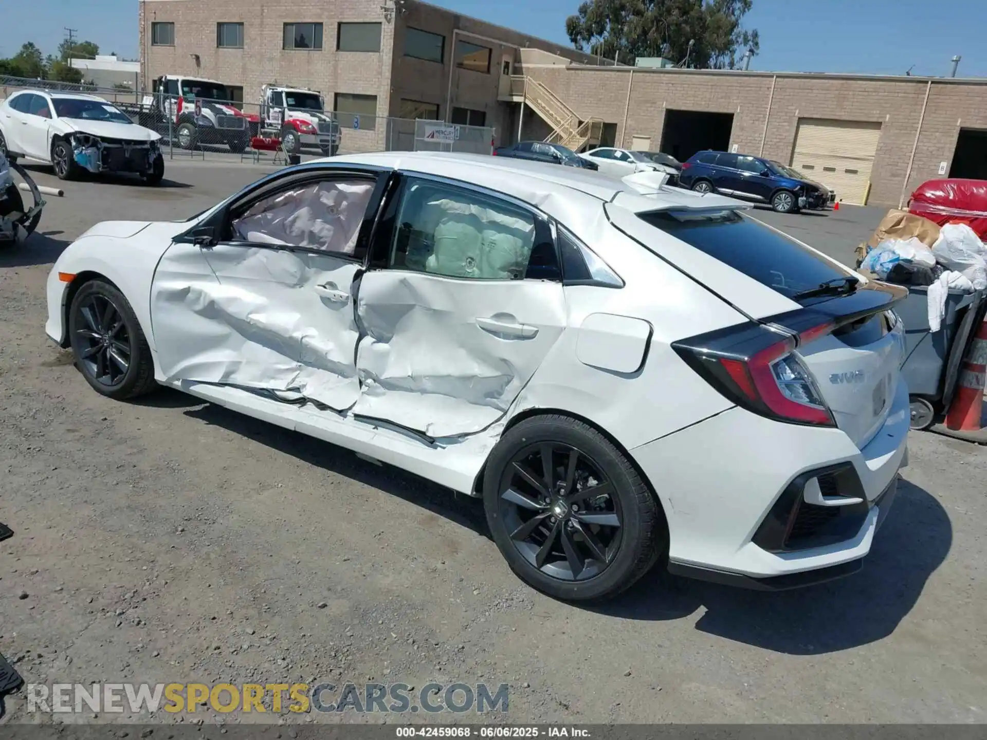 3 Photograph of a damaged car SHHFK7H68MU207361 HONDA CIVIC 2021