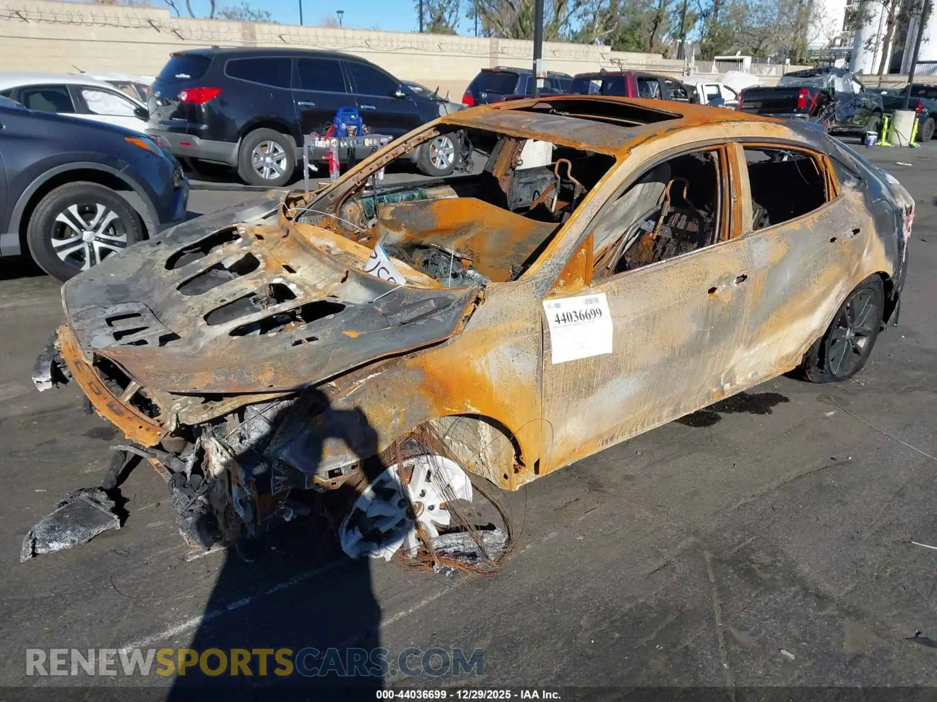 2 Photograph of a damaged car SHHFK7H69MU206431 HONDA CIVIC 2021