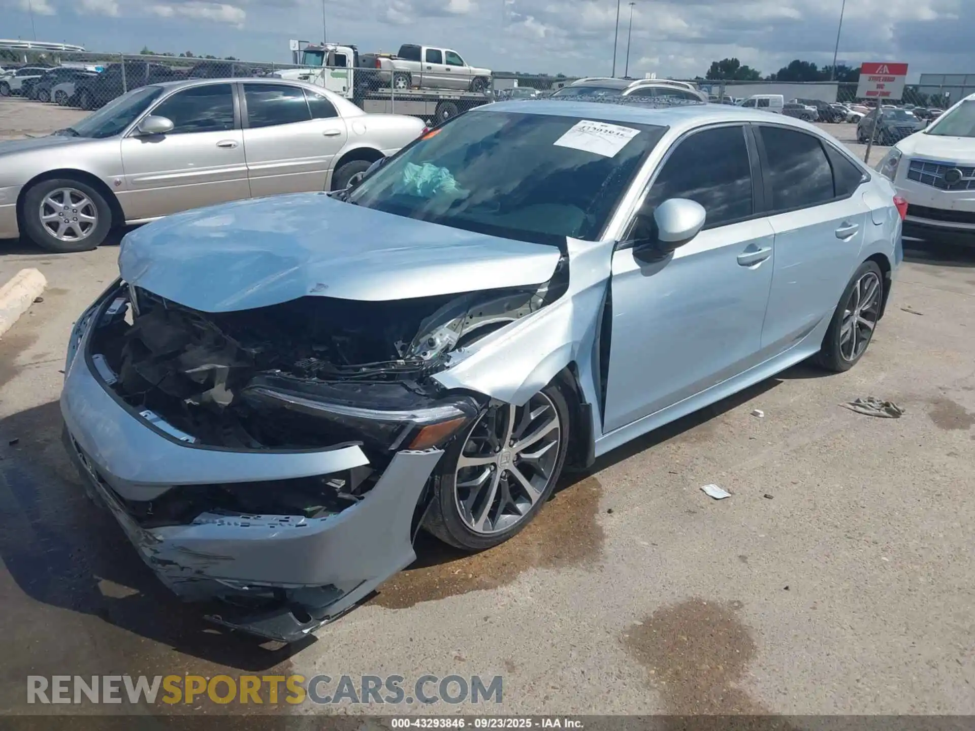 2 Photograph of a damaged car 2HGFE1F91PH305067 HONDA CIVIC 2023