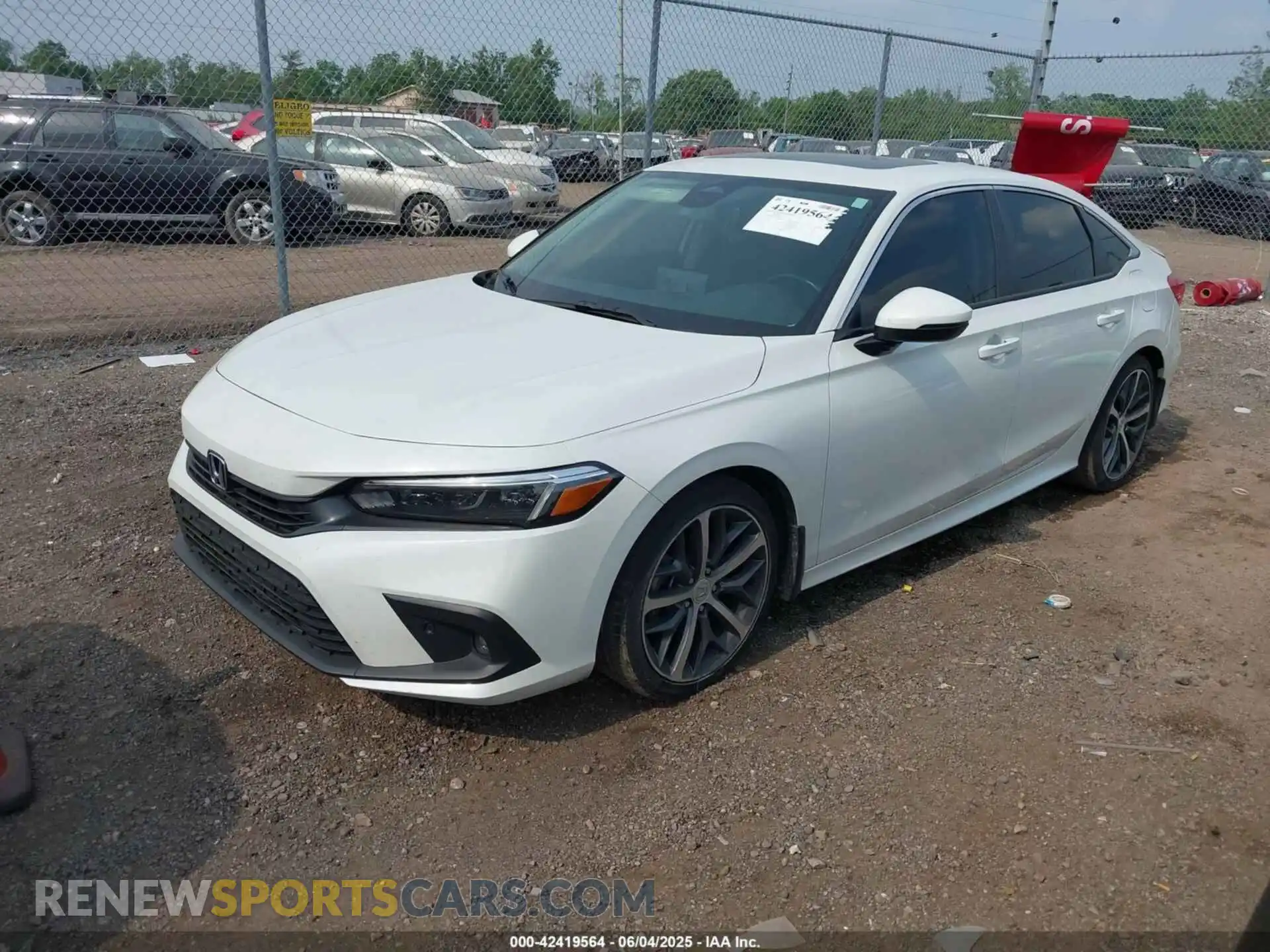 2 fotografías del automóvil dañado 2HGFE1F98PH300724 HONDA CIVIC 2023