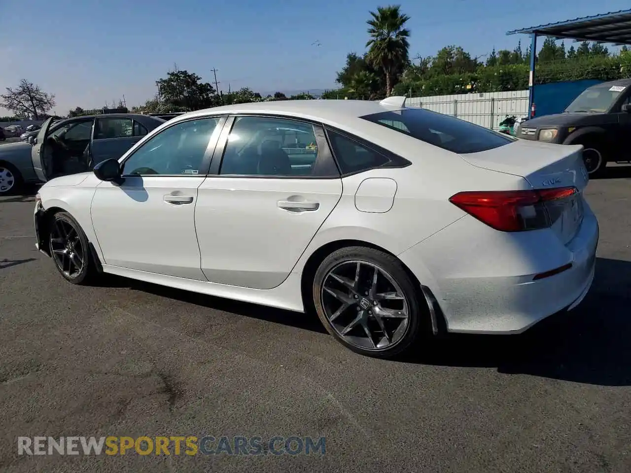 2 fotografías del automóvil dañado 2HGFE2F51PH551040 HONDA CIVIC 2023