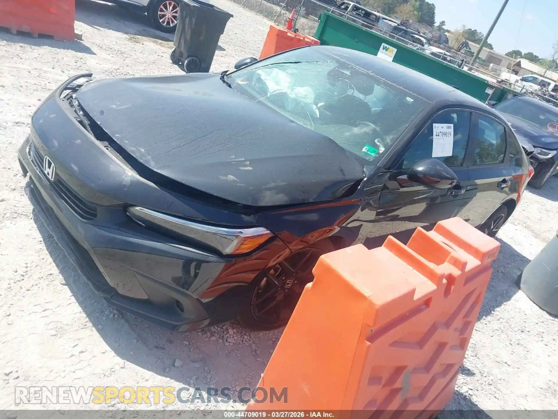2 fotografías del automóvil dañado 2HGFE2F51PH570932 HONDA CIVIC 2023