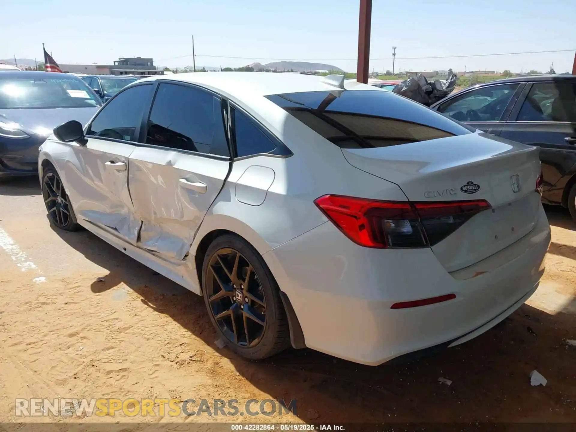 3 Фотография поврежденного автомобиля 2HGFE2F53PH565778 HONDA CIVIC 2023