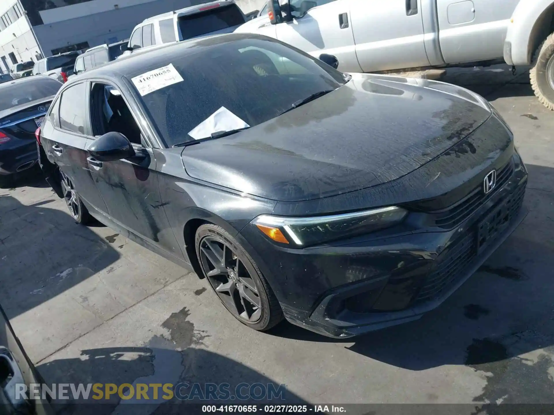 1 Photograph of a damaged car 2HGFE2F54PH513480 HONDA CIVIC 2023