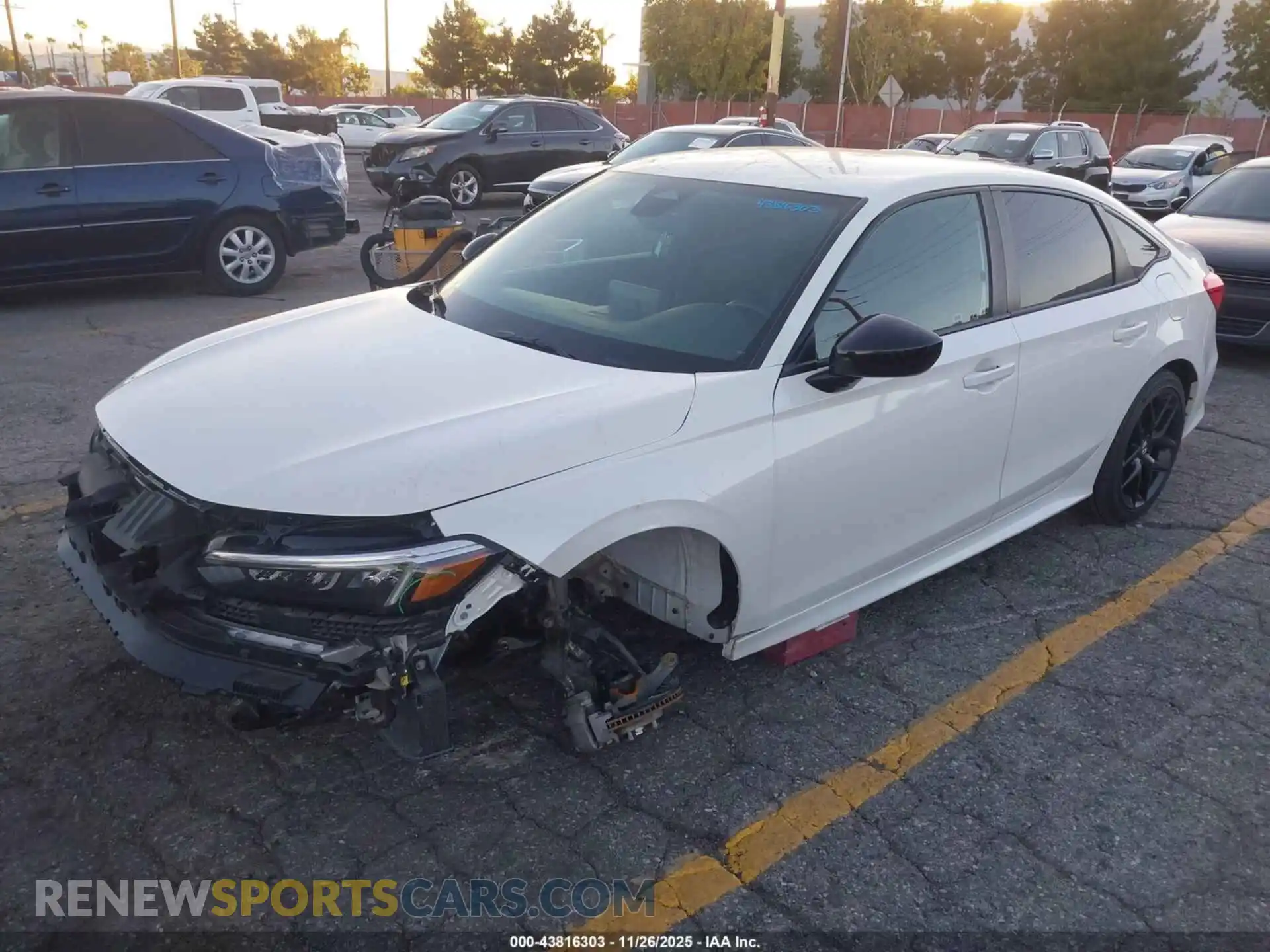 2 Photograph of a damaged car 2HGFE2F58PH527561 HONDA CIVIC 2023