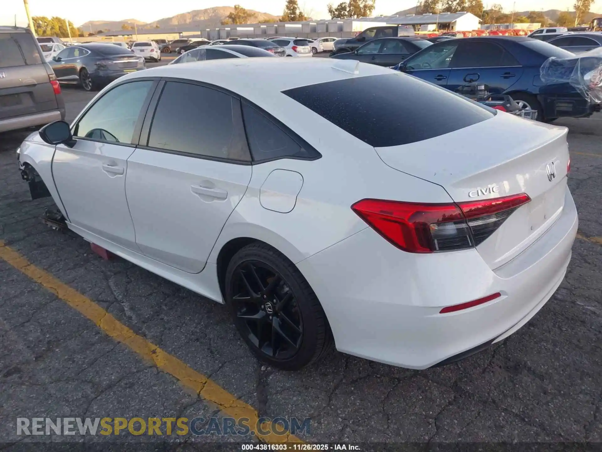 3 Photograph of a damaged car 2HGFE2F58PH527561 HONDA CIVIC 2023