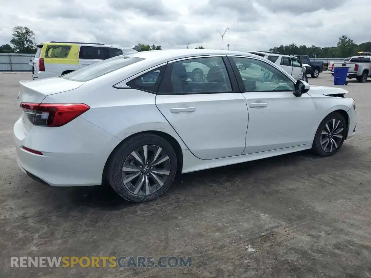 3 Photograph of a damaged car 2HGFE1F76RH308192 HONDA CIVIC 2024