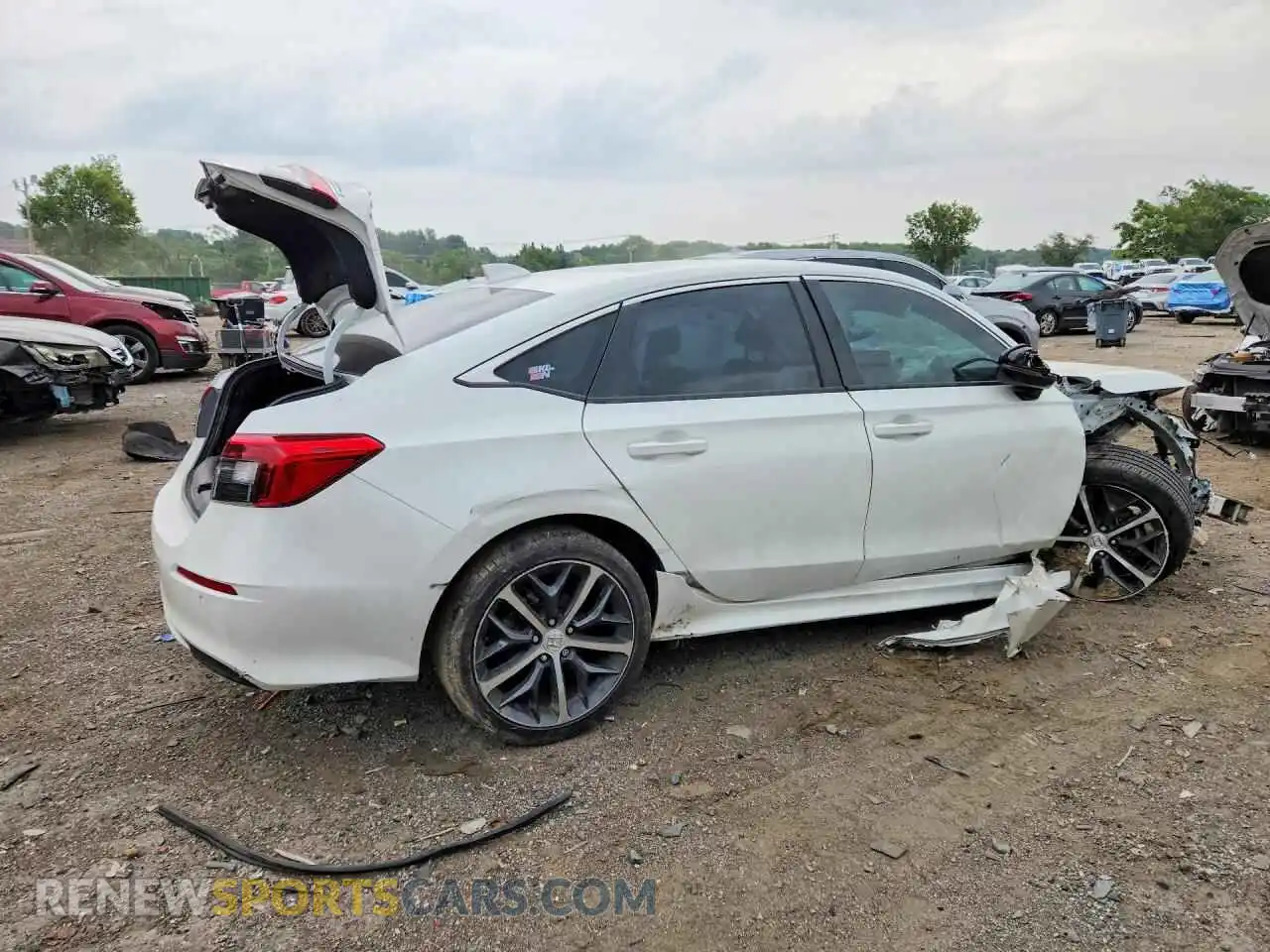 3 Photograph of a damaged car 2HGFE1F94RH339975 HONDA CIVIC 2024