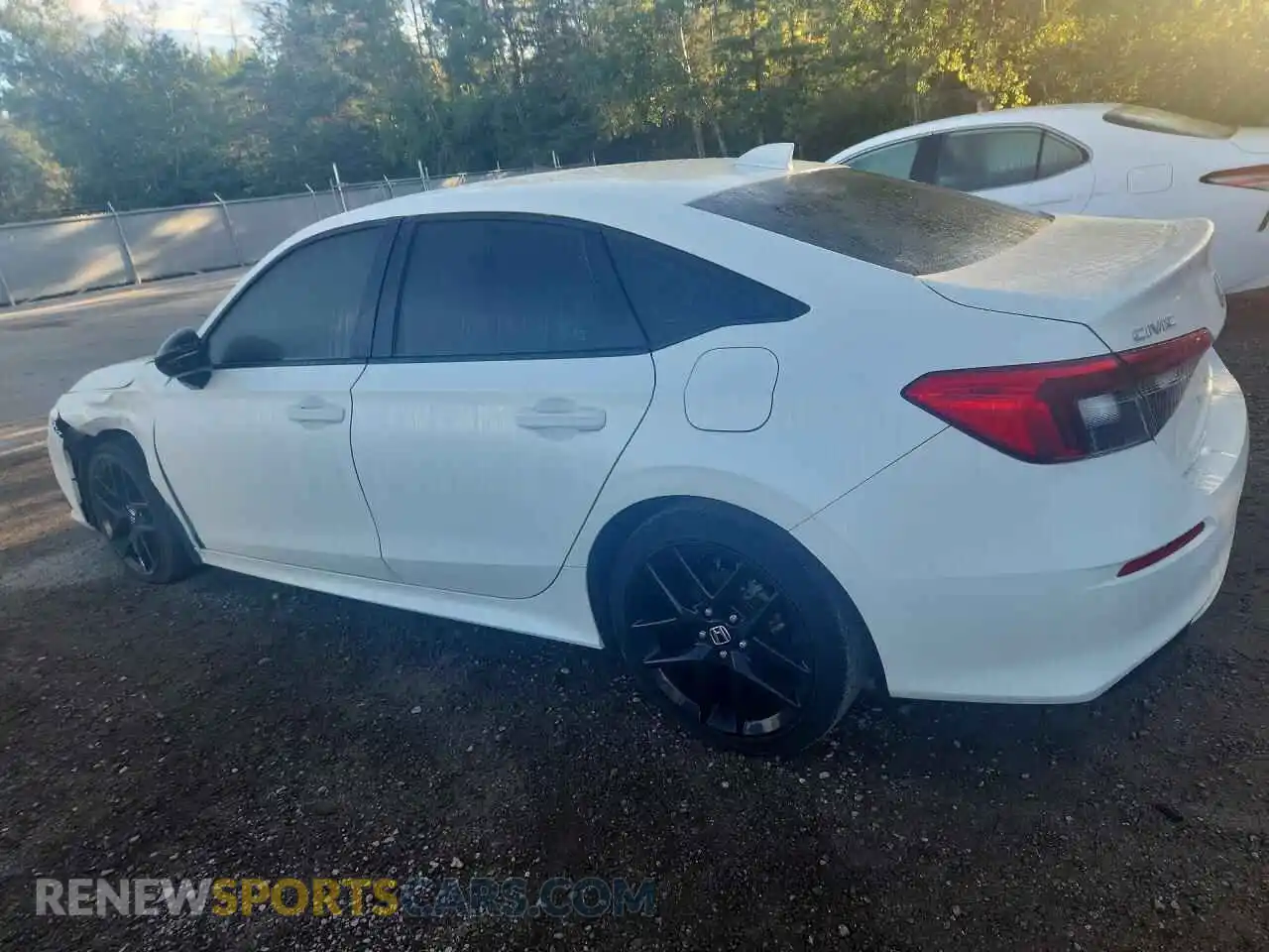 2 fotografías del automóvil dañado 2HGFE2F56RH114640 HONDA CIVIC 2024