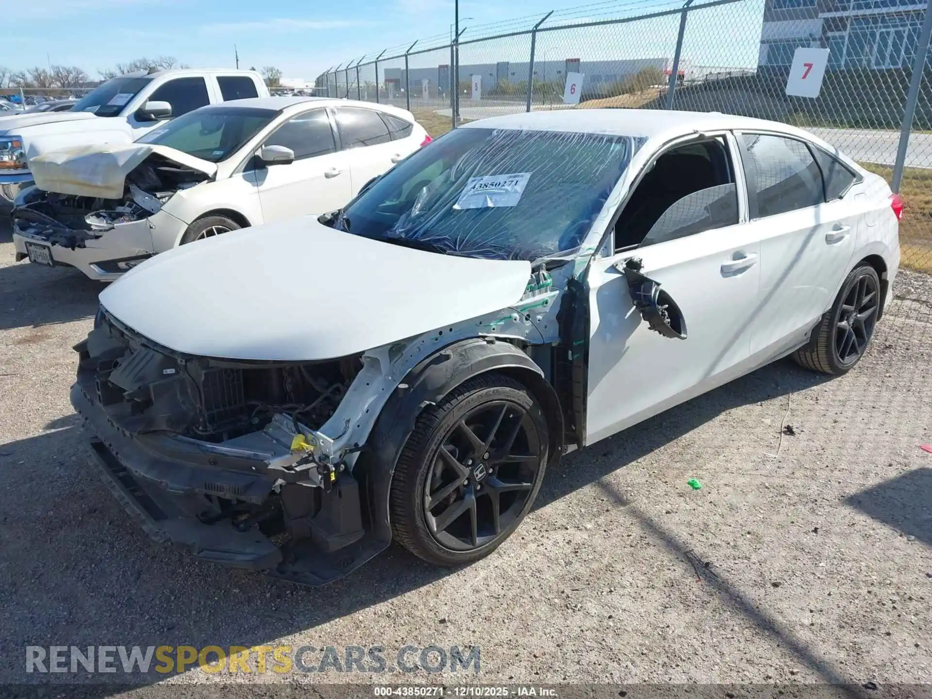 2 Photograph of a damaged car 2HGFE2F58RH581123 HONDA CIVIC 2024