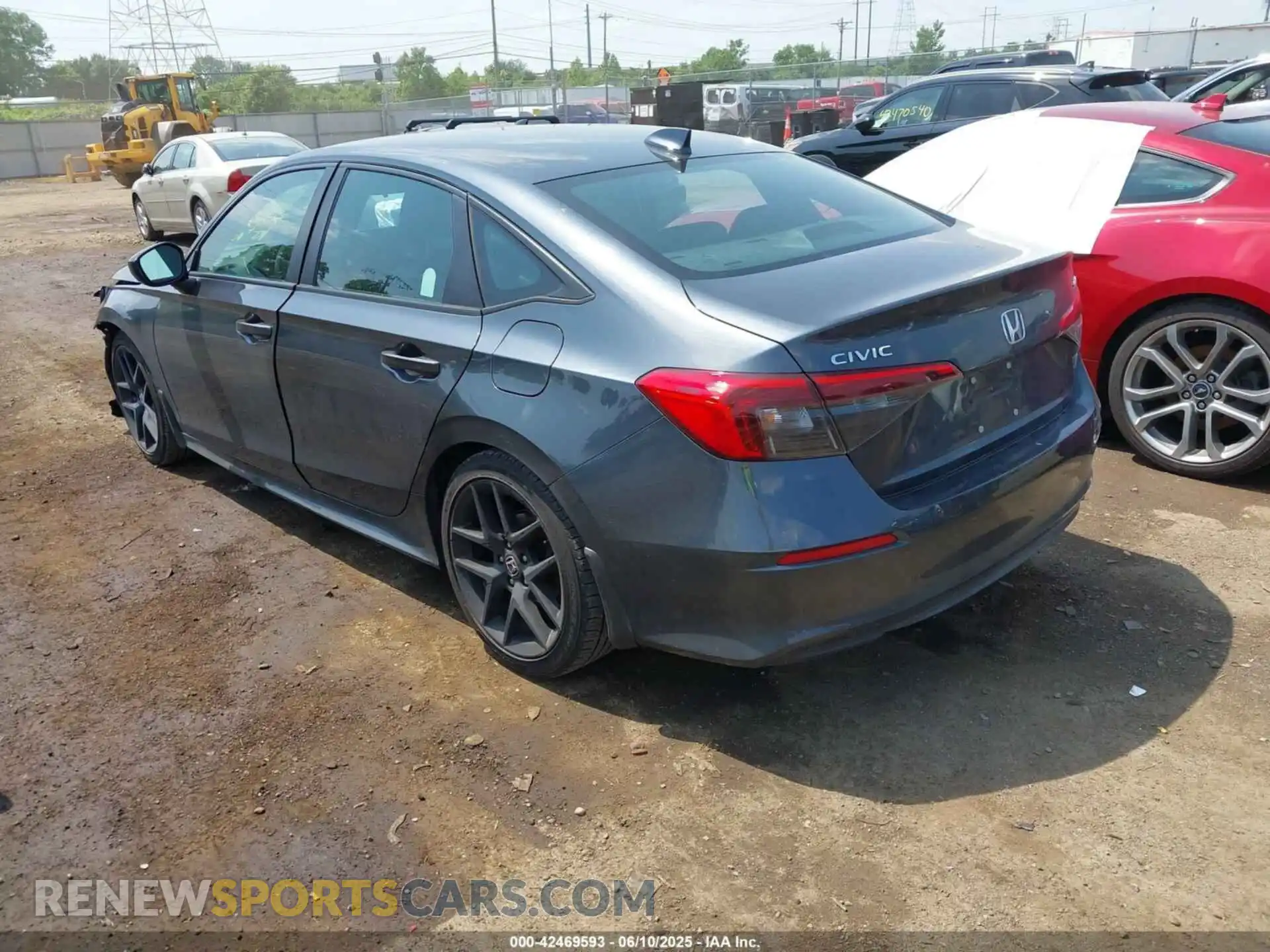 3 Photograph of a damaged car 2HGFE2F58RH586581 HONDA CIVIC 2024