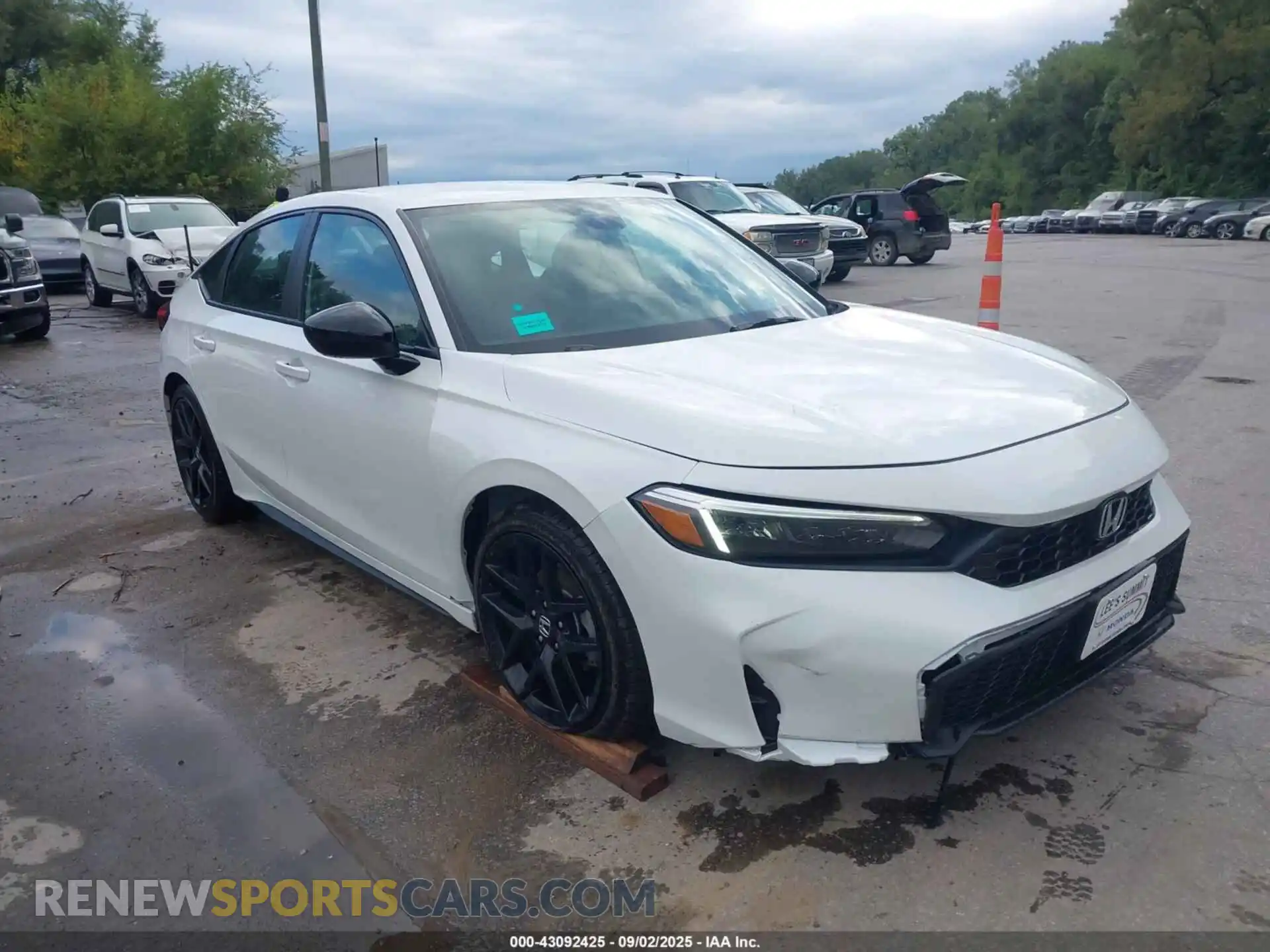 1 Photograph of a damaged car 19XFL2H84SE016655 HONDA CIVIC 2025