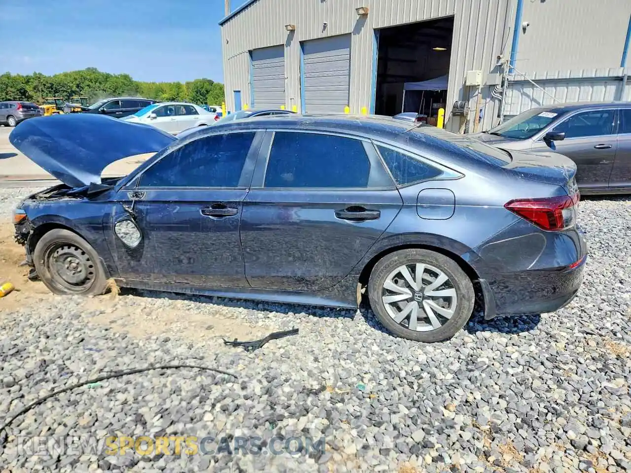 2 fotografías del automóvil dañado 2HGFE2F25SH532957 HONDA CIVIC 2025