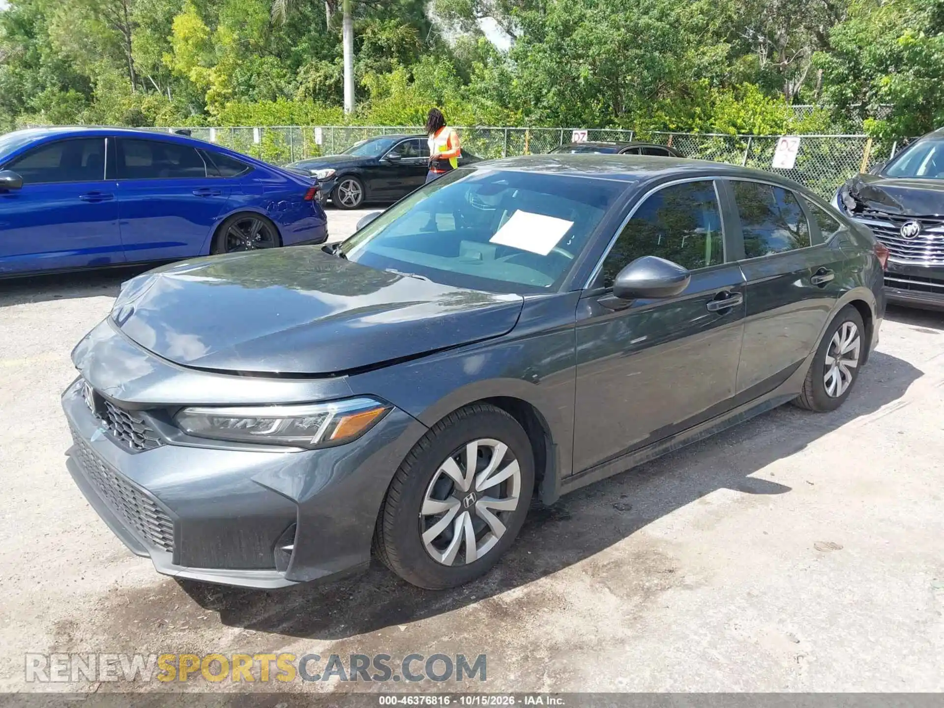 2 fotografías del automóvil dañado 2HGFE2F29SH532671 HONDA CIVIC 2025