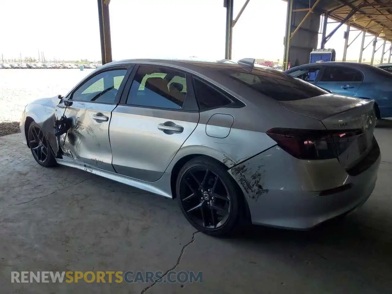 2 fotografías del automóvil dañado 2HGFE2F50SH532682 HONDA CIVIC 2025