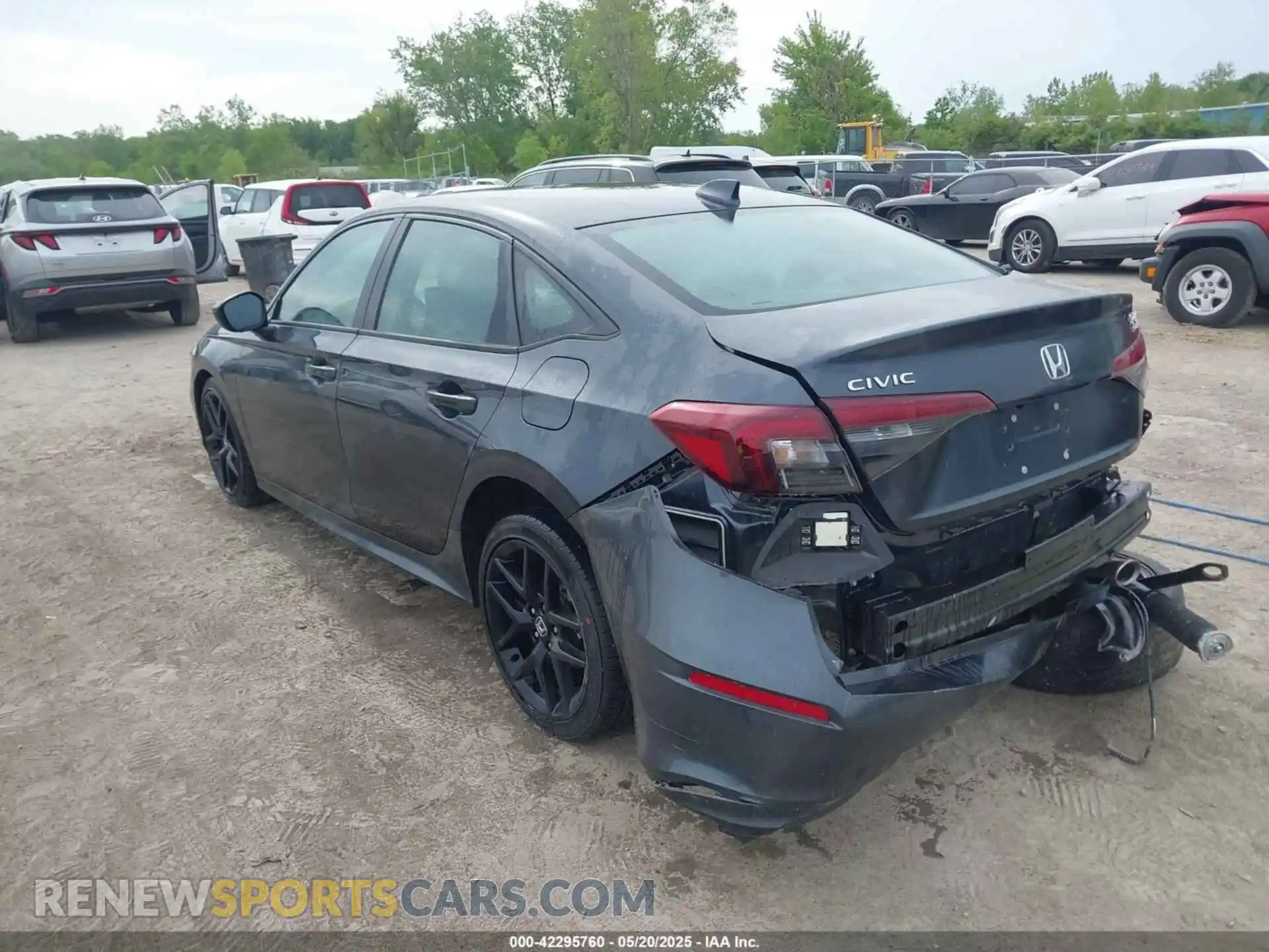 3 Photograph of a damaged car 2HGFE2F52SH570737 HONDA CIVIC 2025