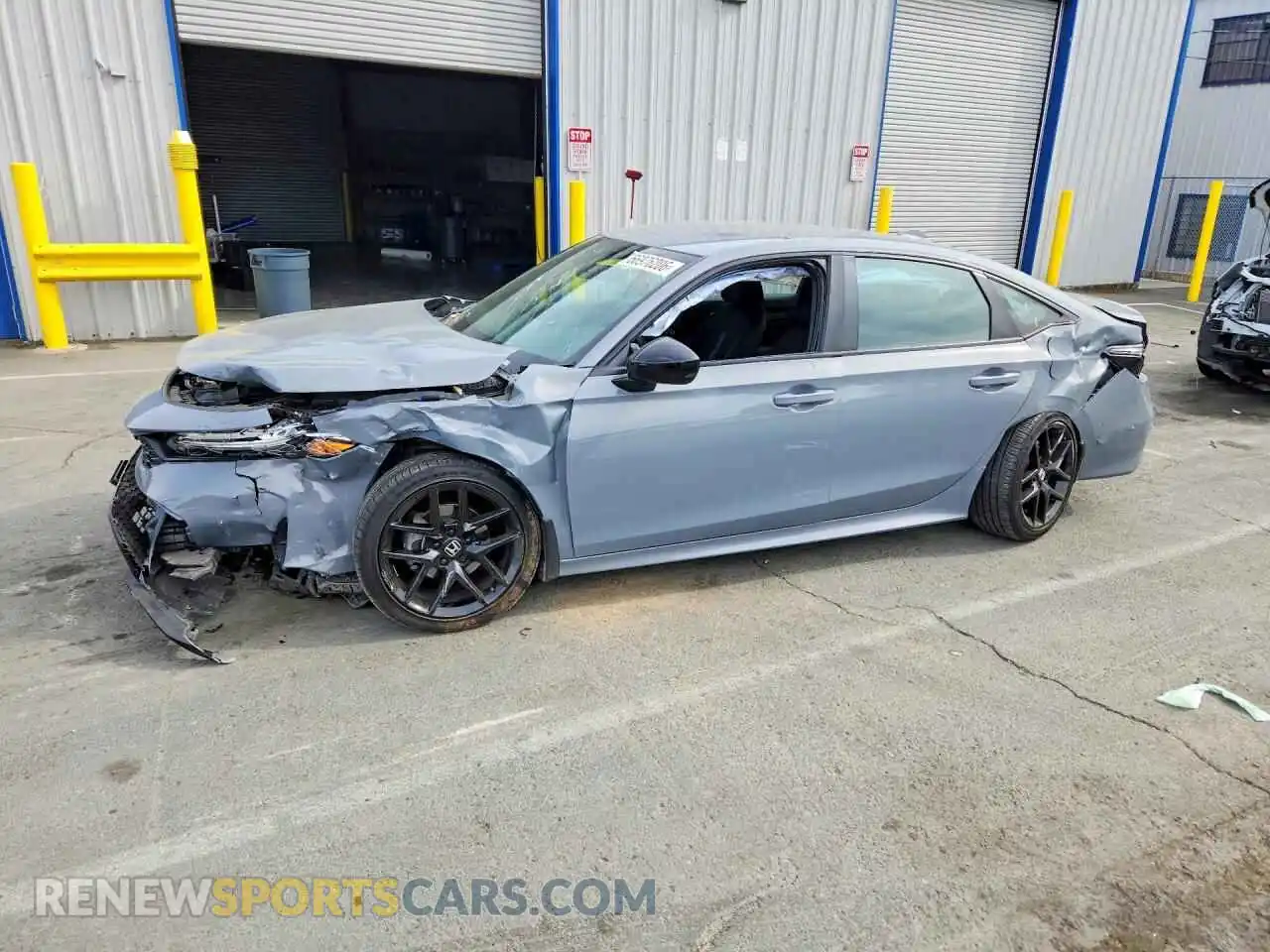 1 Фотография поврежденного автомобиля 2HGFE2F52SH589269 HONDA CIVIC 2025