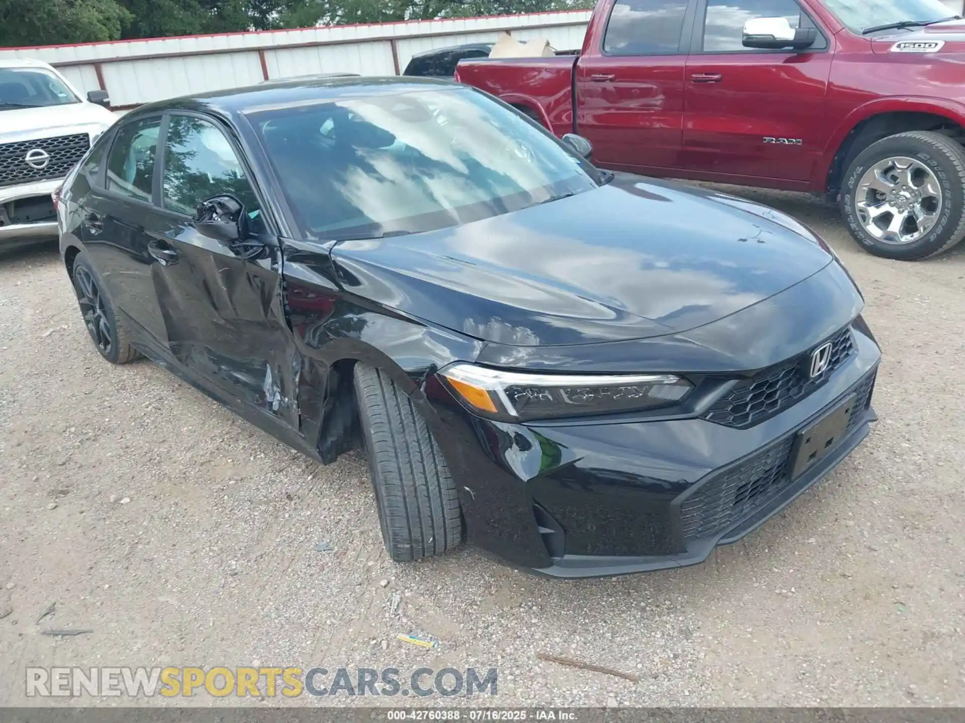 1 Photograph of a damaged car 2HGFE2F52SH599686 HONDA CIVIC 2025